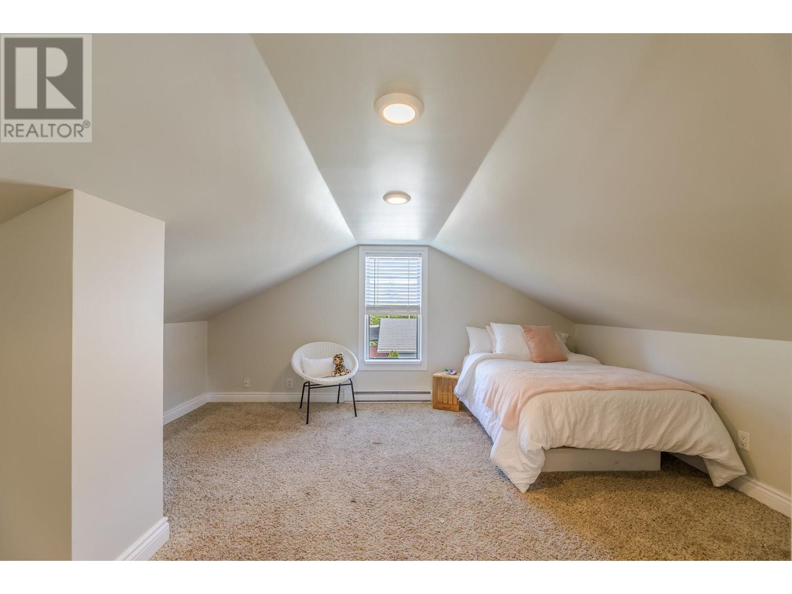 9718 Julia Street, Summerland, British Columbia  V0H 1Z6 - Photo 19 - 10345871