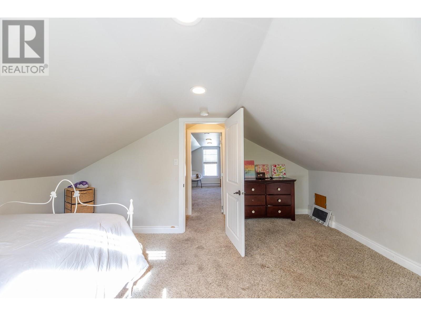 9718 Julia Street, Summerland, British Columbia  V0H 1Z6 - Photo 21 - 10345871