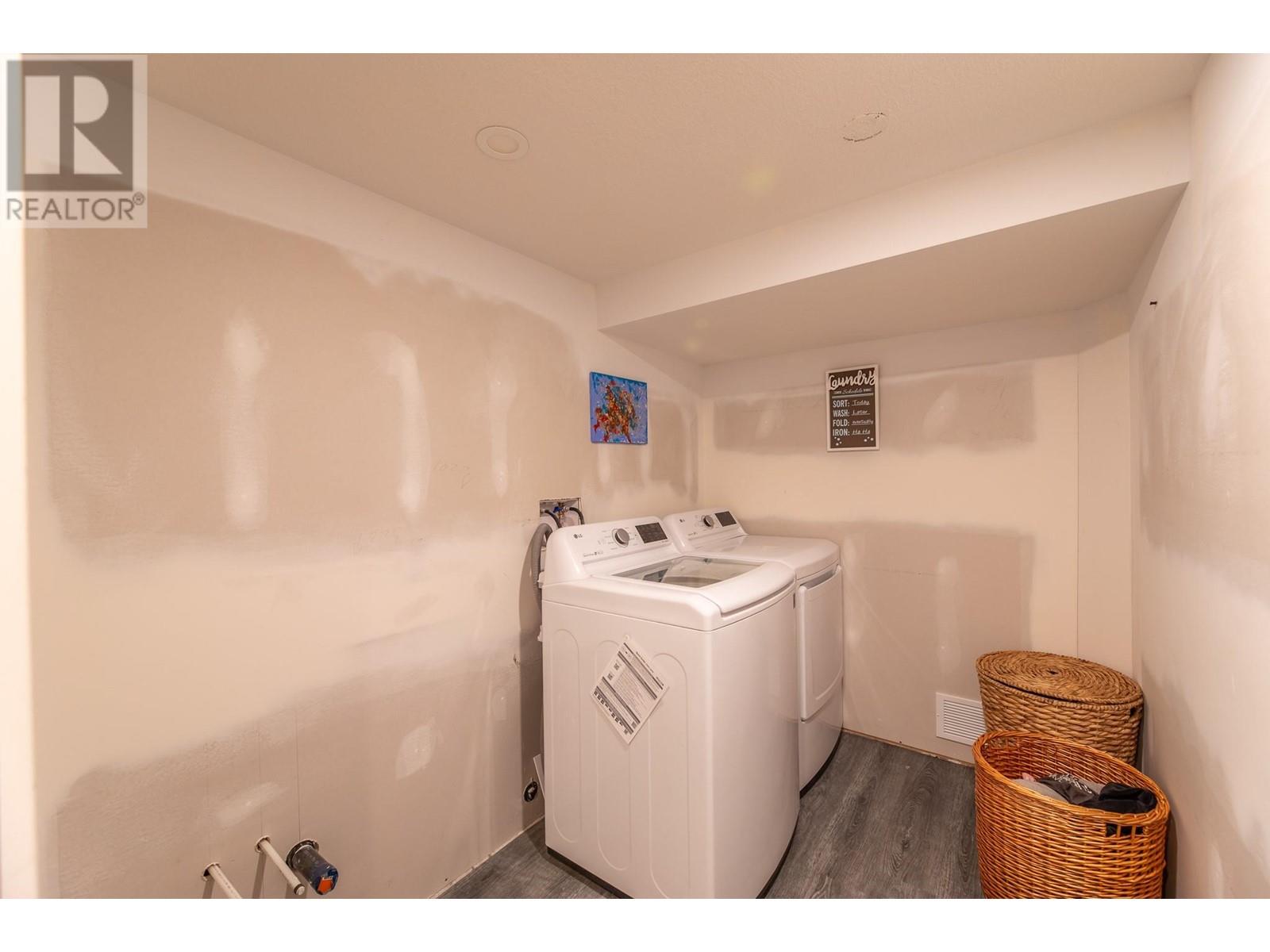 9718 Julia Street, Summerland, British Columbia  V0H 1Z6 - Photo 25 - 10345871