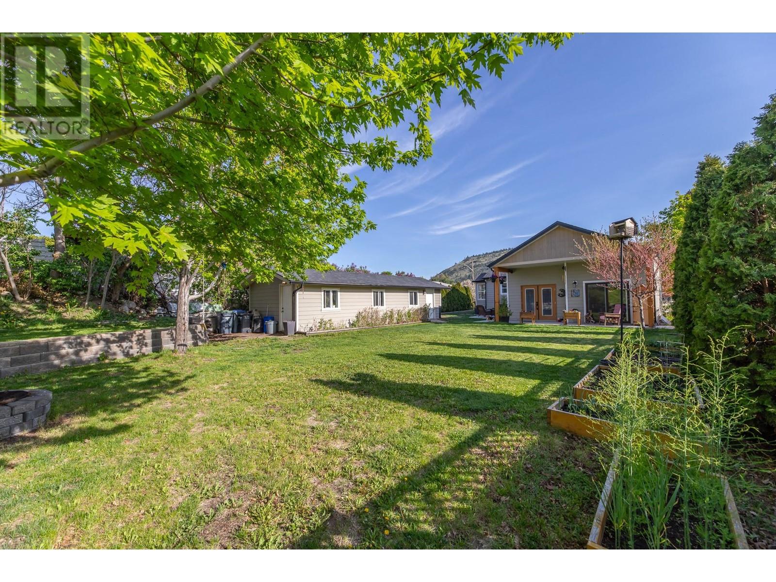 9718 Julia Street, Summerland, British Columbia  V0H 1Z6 - Photo 44 - 10345871