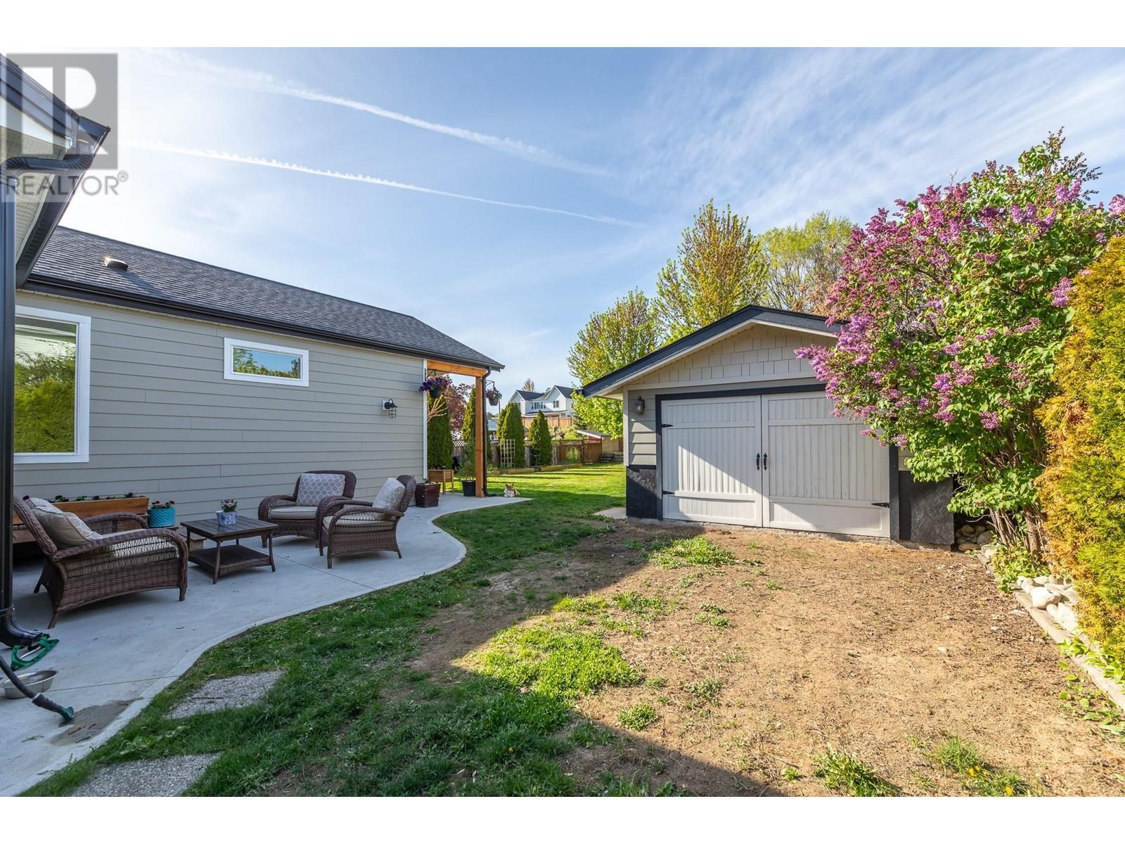 9718 Julia Street, Summerland, British Columbia  V0H 1Z6 - Photo 47 - 10345871