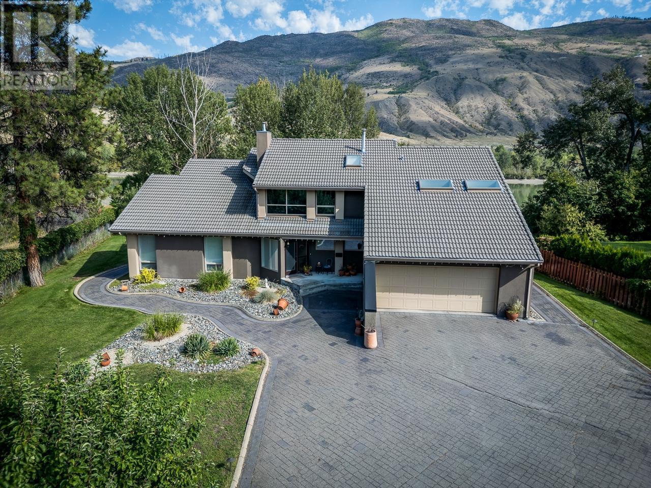 604 Stansfield Road, Kamloops, British Columbia  V2B 6M3 - Photo 1 - 10345868