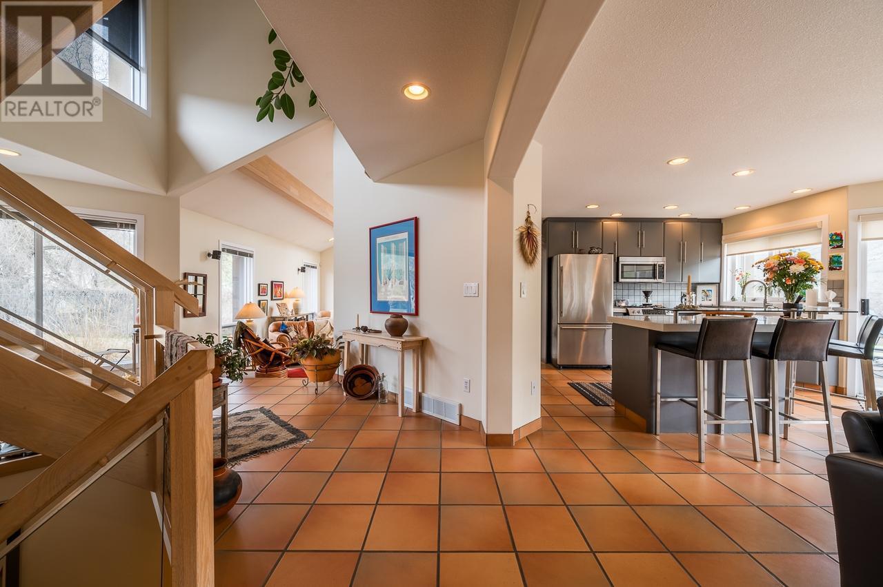 604 Stansfield Road, Kamloops, British Columbia  V2B 6M3 - Photo 20 - 10345868