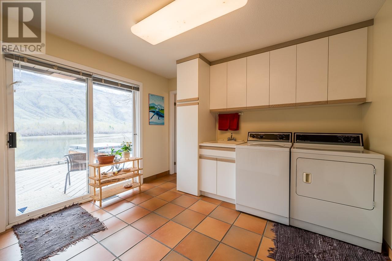 604 Stansfield Road, Kamloops, British Columbia  V2B 6M3 - Photo 22 - 10345868