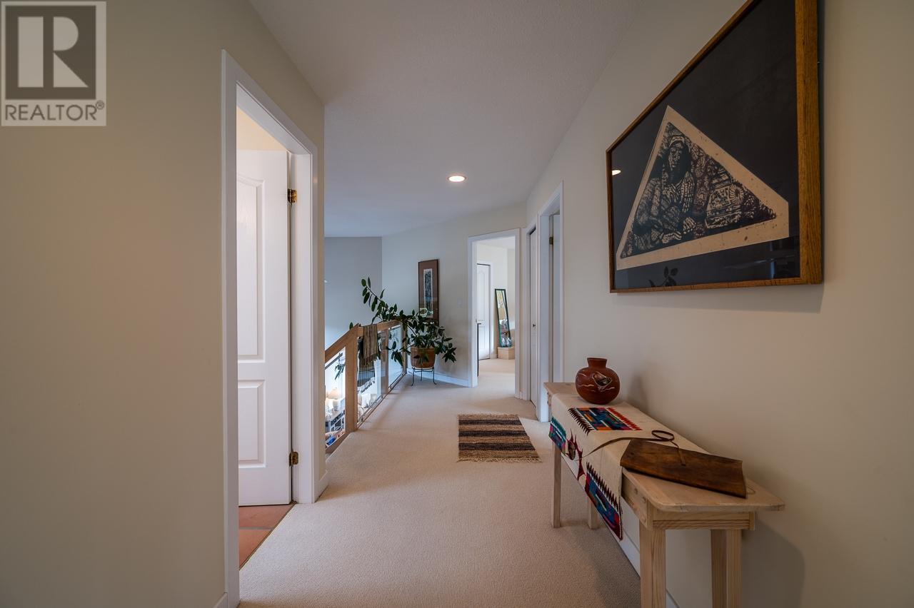 604 Stansfield Road, Kamloops, British Columbia  V2B 6M3 - Photo 35 - 10345868