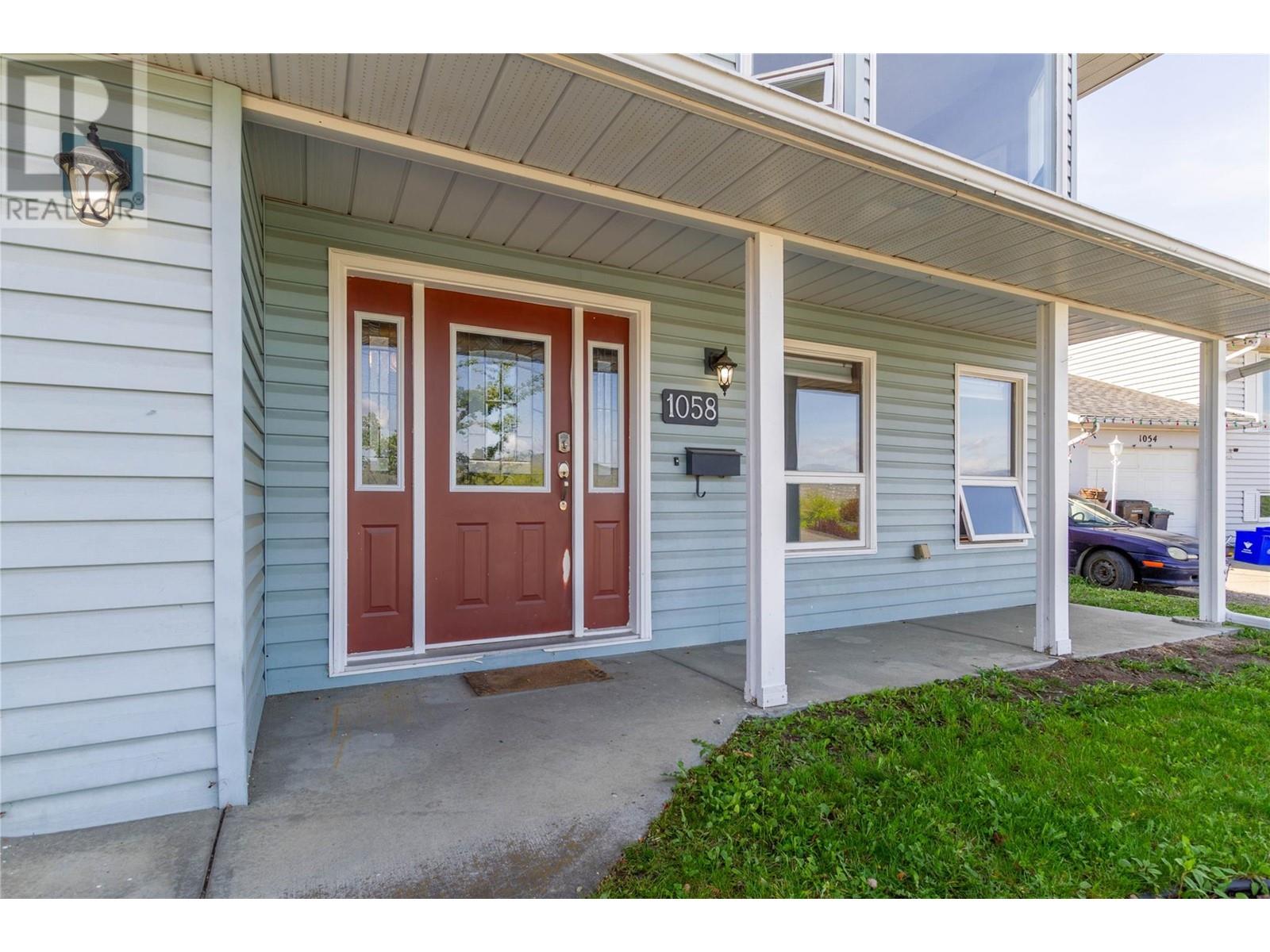 1058 11 Avenue, Vernon, British Columbia  V1B 2R5 - Photo 2 - 10345853
