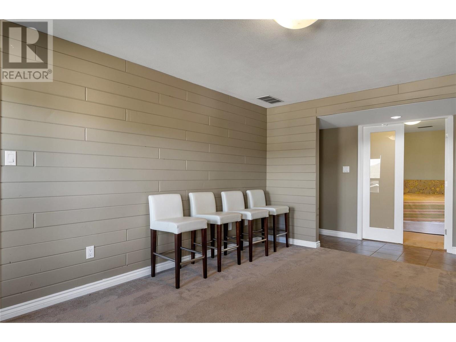 1058 11 Avenue, Vernon, British Columbia  V1B 2R5 - Photo 33 - 10345853