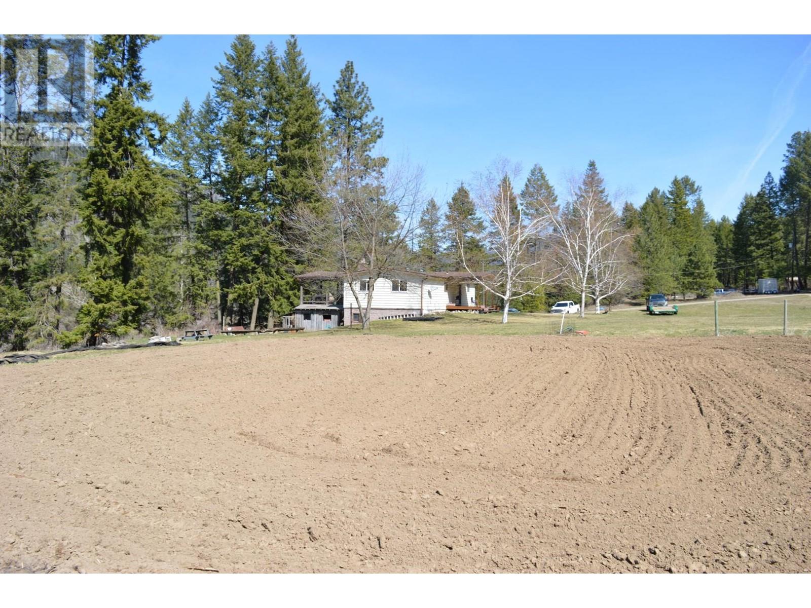 855 Ponderosa Drive, Christina Lake, British Columbia  V0H 1E0 - Photo 14 - 10345915
