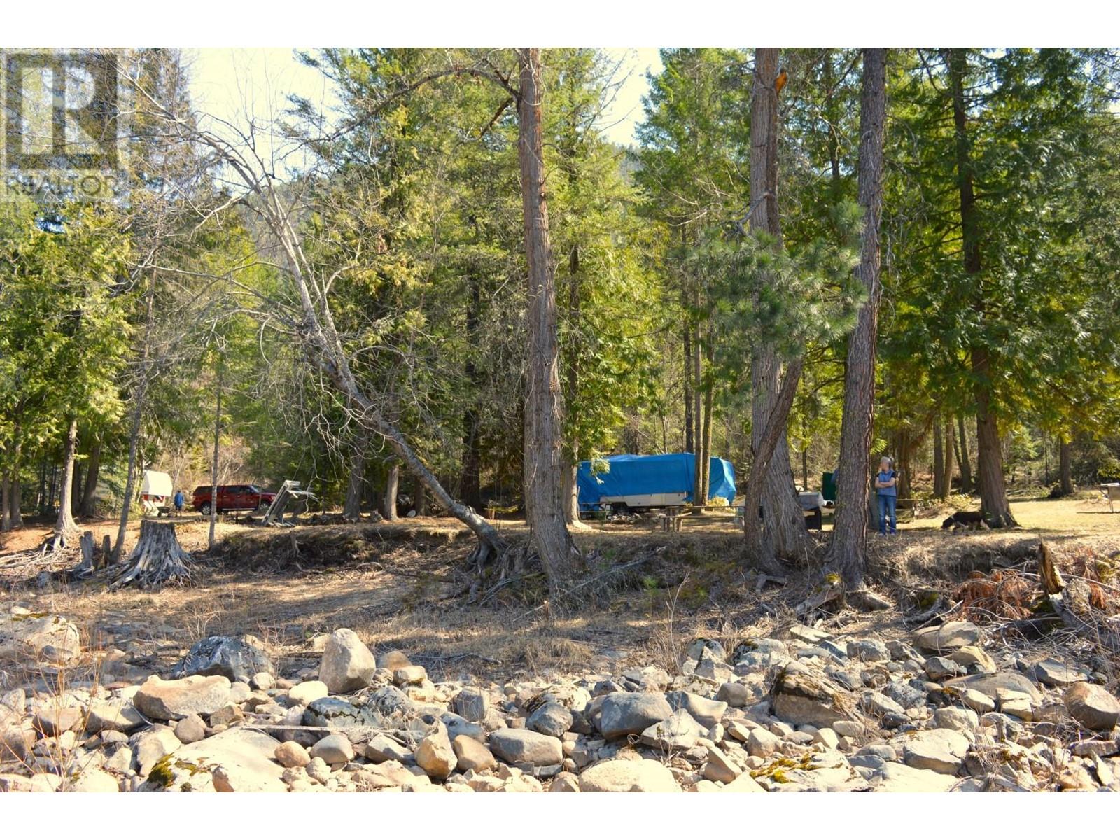855 Ponderosa Drive, Christina Lake, British Columbia  V0H 1E0 - Photo 24 - 10345915