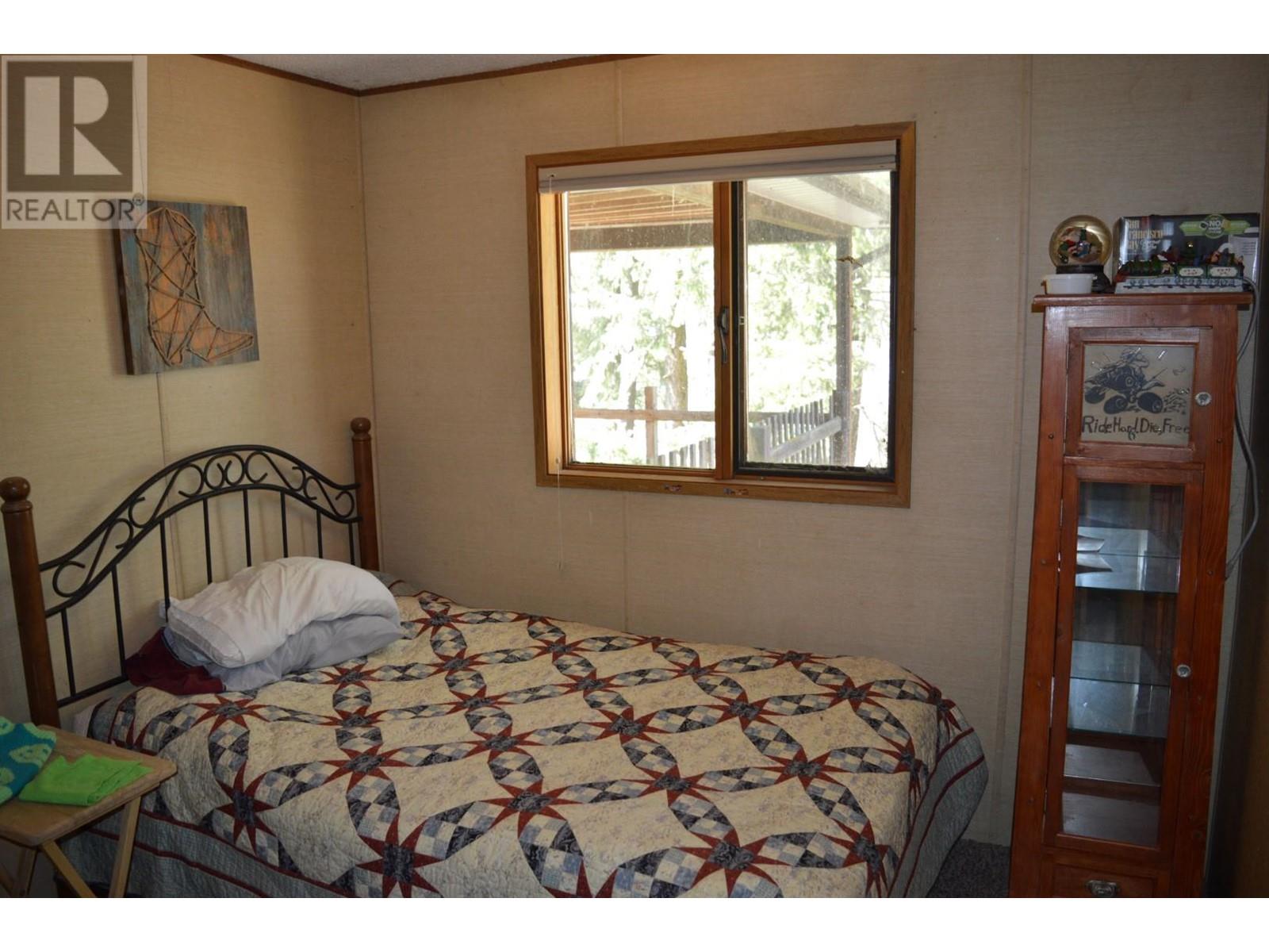 855 Ponderosa Drive, Christina Lake, British Columbia  V0H 1E0 - Photo 36 - 10345915