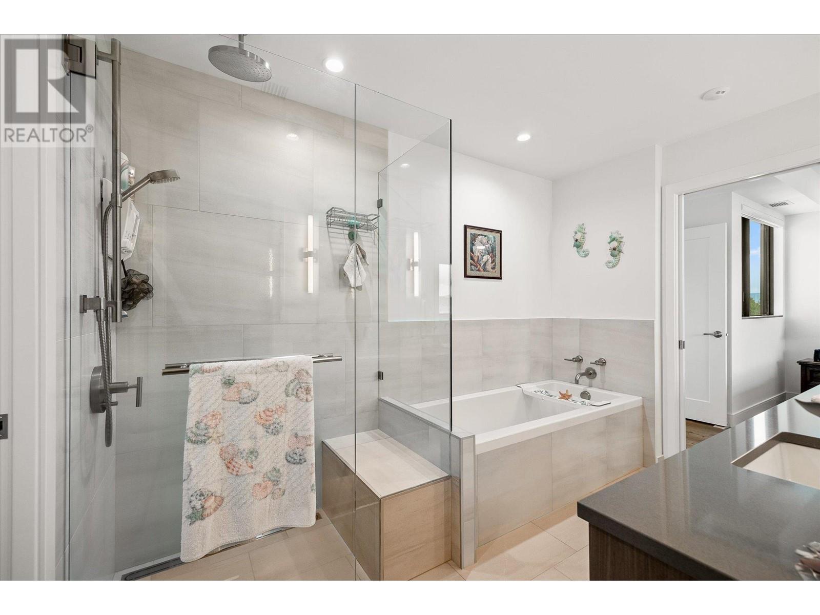 3000 Ariva Drive Unit# 3405, Kelowna, British Columbia  V1Z 0B3 - Photo 29 - 10345859