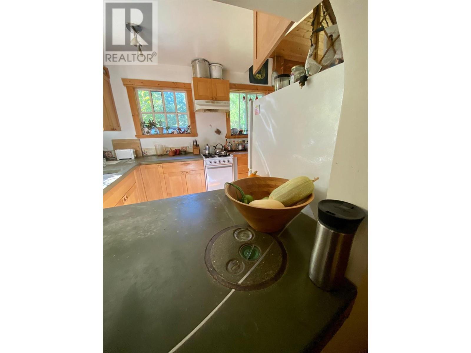 7152 Graham Road, Winlaw, British Columbia  V0G 2J0 - Photo 15 - 10344839