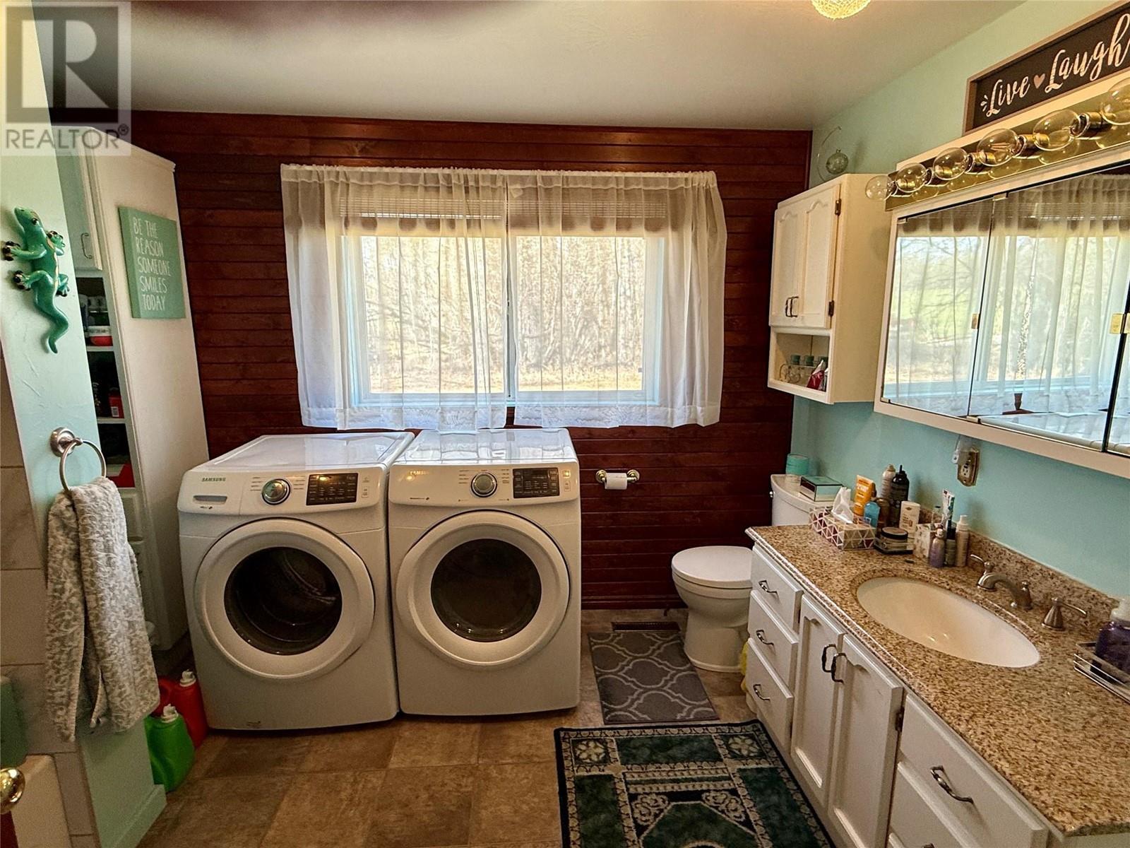 3757 212 Road, Dawson Creek, British Columbia  V1G 4G3 - Photo 12 - 10345939