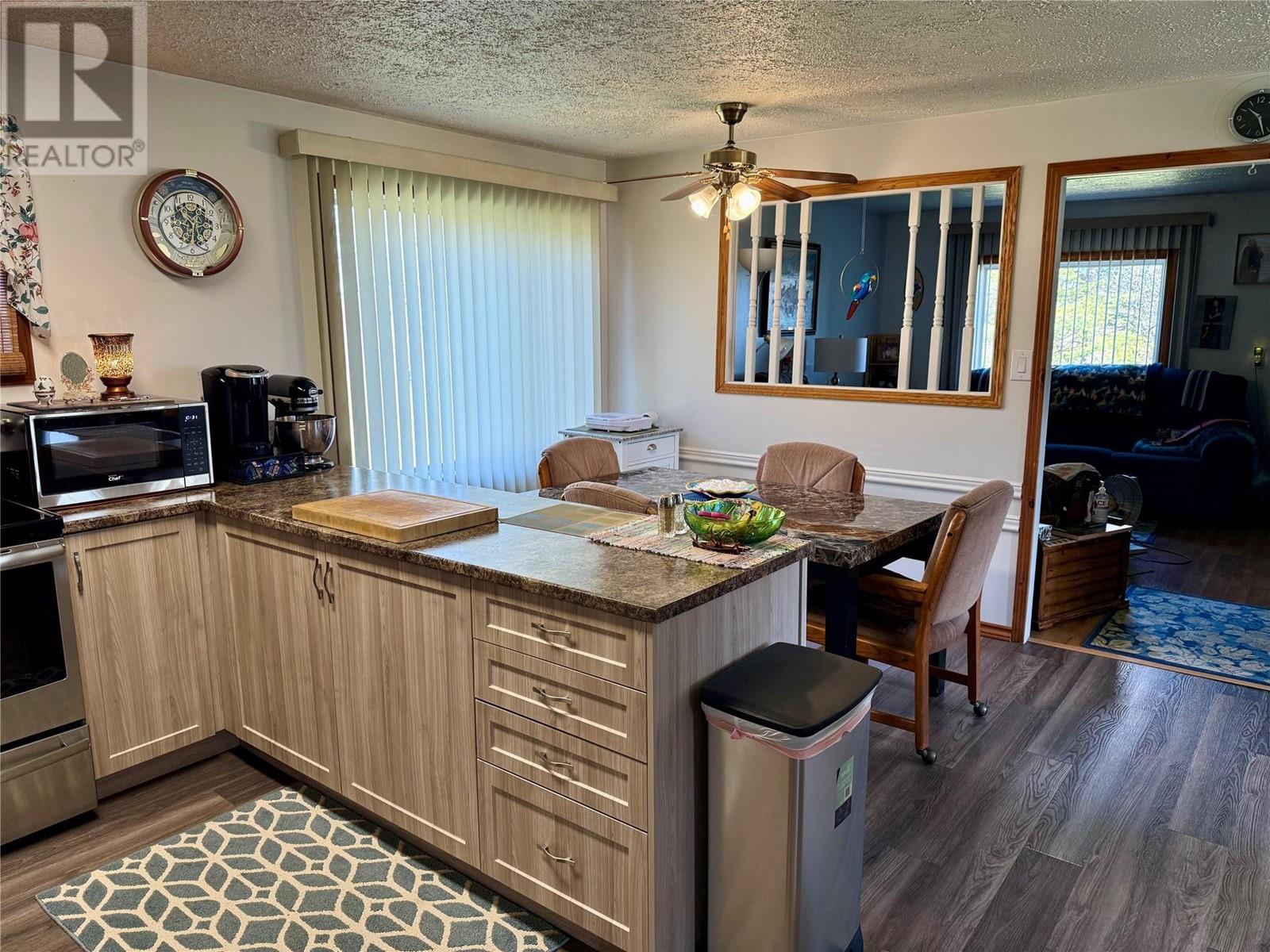 3757 212 Road, Dawson Creek, British Columbia  V1G 4G3 - Photo 7 - 10345939