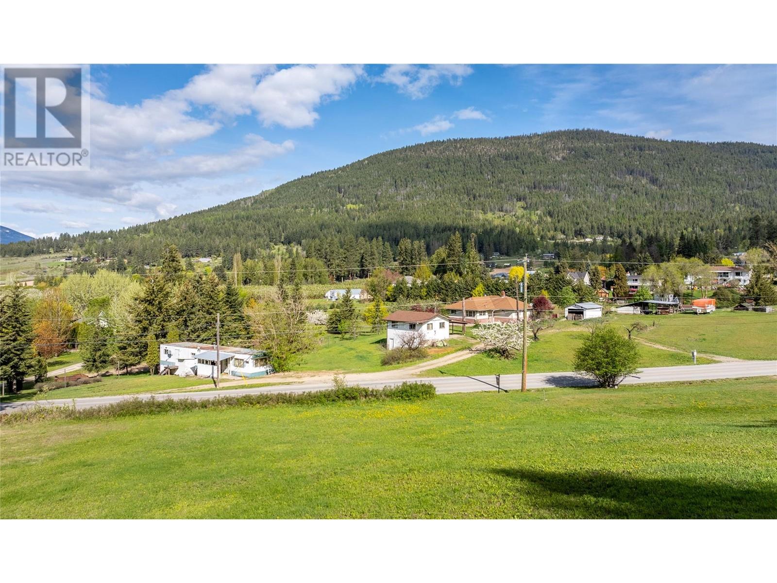 212 36th  N Avenue, Erickson, British Columbia  V0B 1G3 - Photo 3 - 10345767