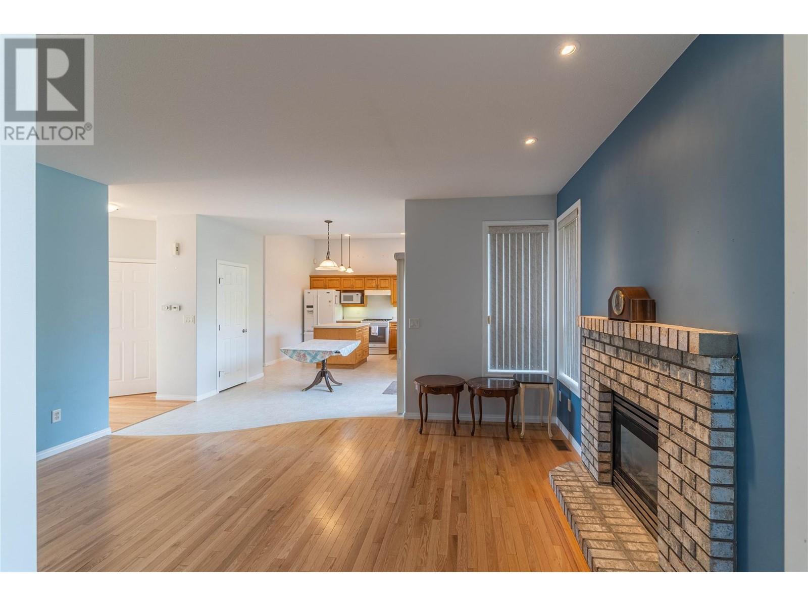 550 Mccurrach Place, Kamloops, British Columbia  V2B 8R1 - Photo 13 - 10345660