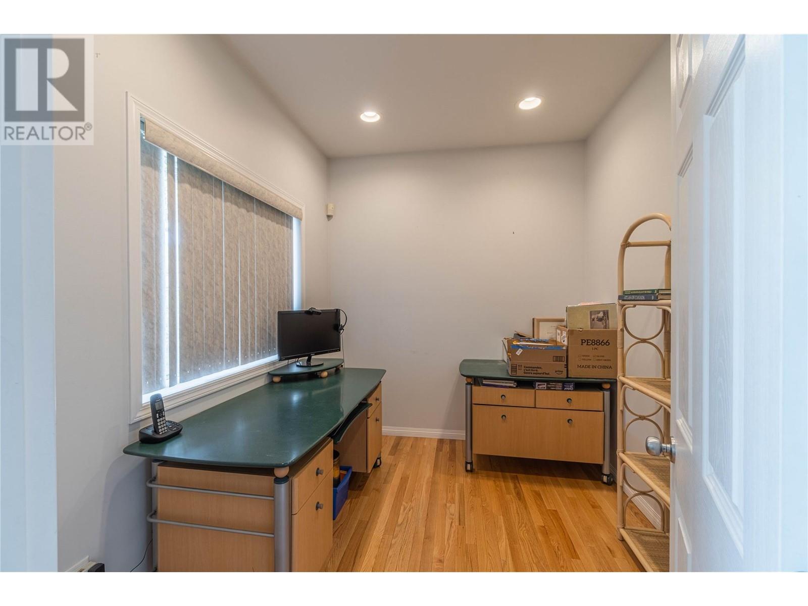 550 Mccurrach Place, Kamloops, British Columbia  V2B 8R1 - Photo 15 - 10345660