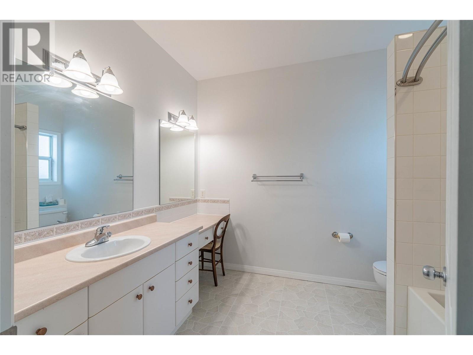 550 Mccurrach Place, Kamloops, British Columbia  V2B 8R1 - Photo 22 - 10345660