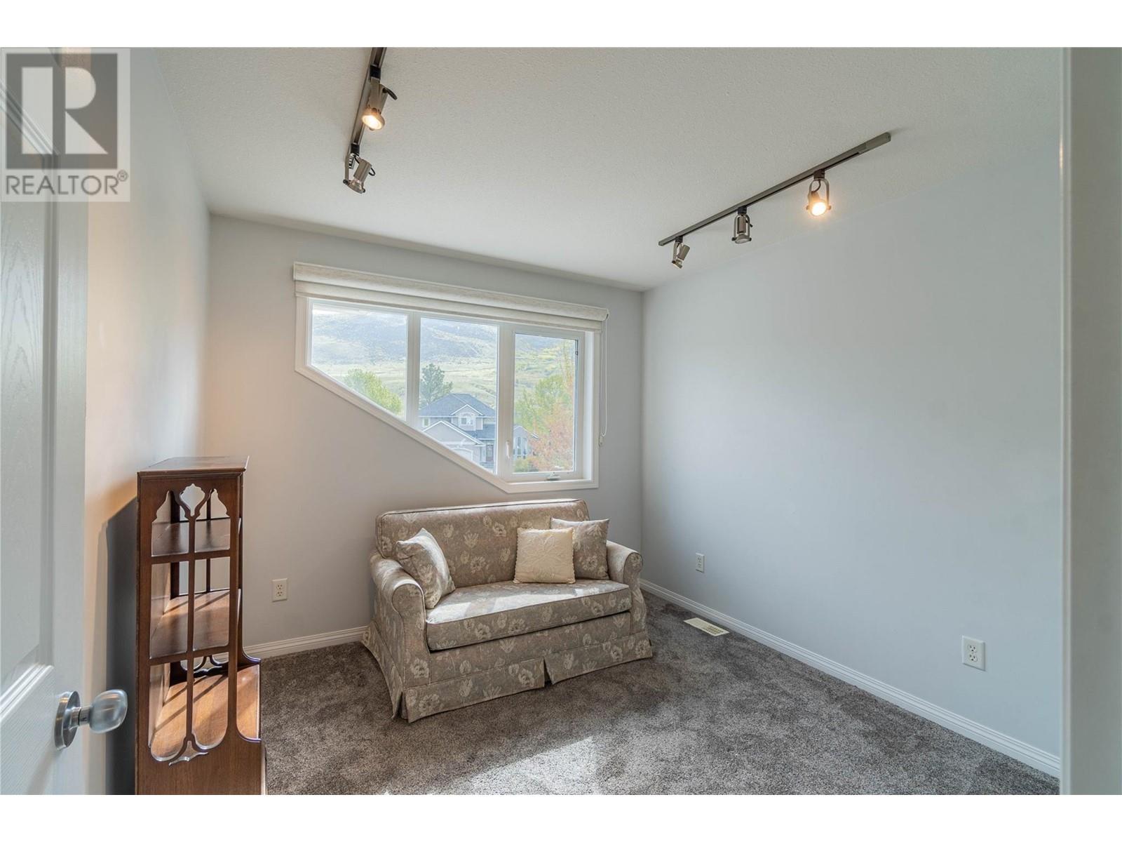 550 Mccurrach Place, Kamloops, British Columbia  V2B 8R1 - Photo 36 - 10345660