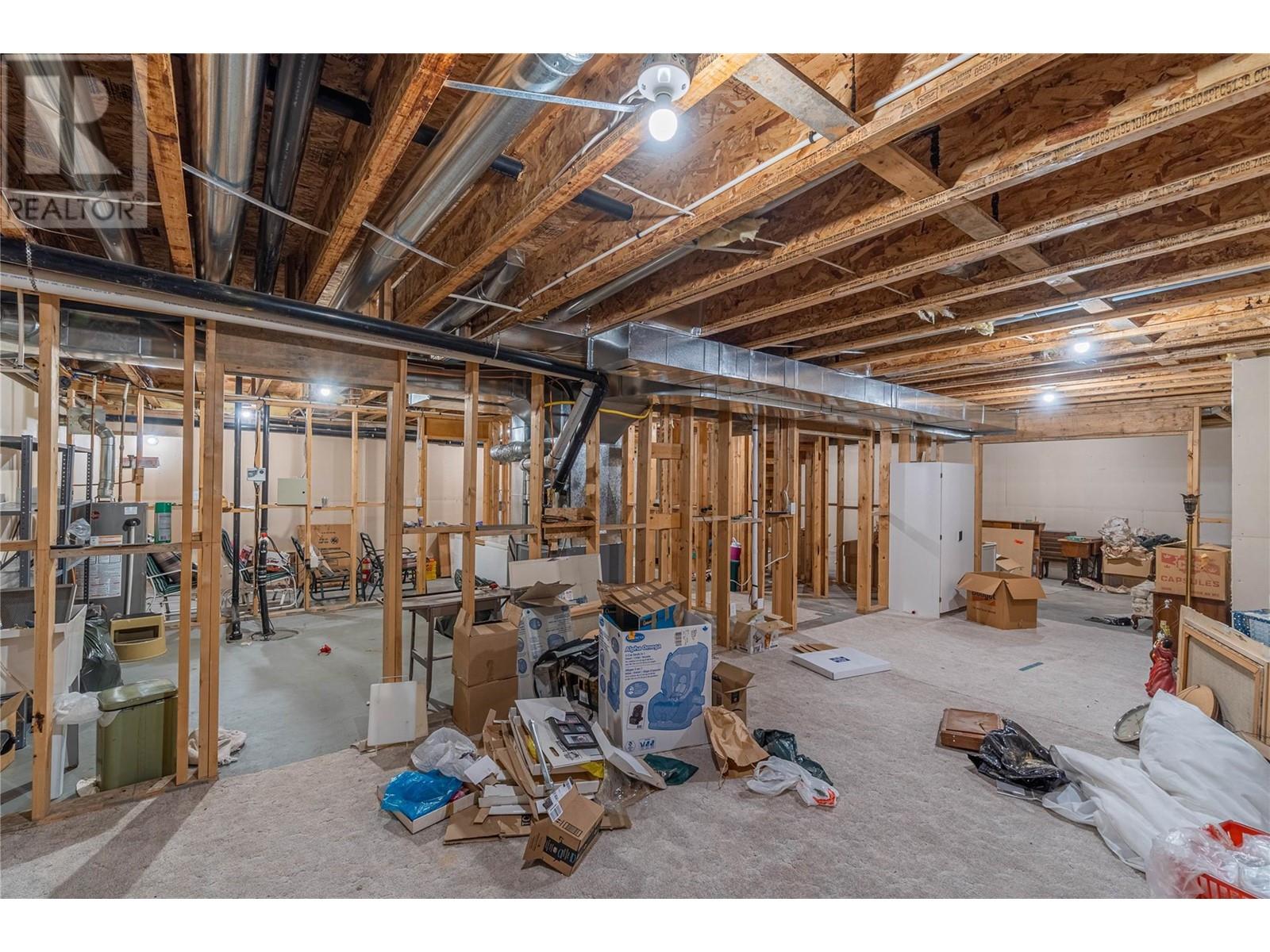 550 Mccurrach Place, Kamloops, British Columbia  V2B 8R1 - Photo 43 - 10345660