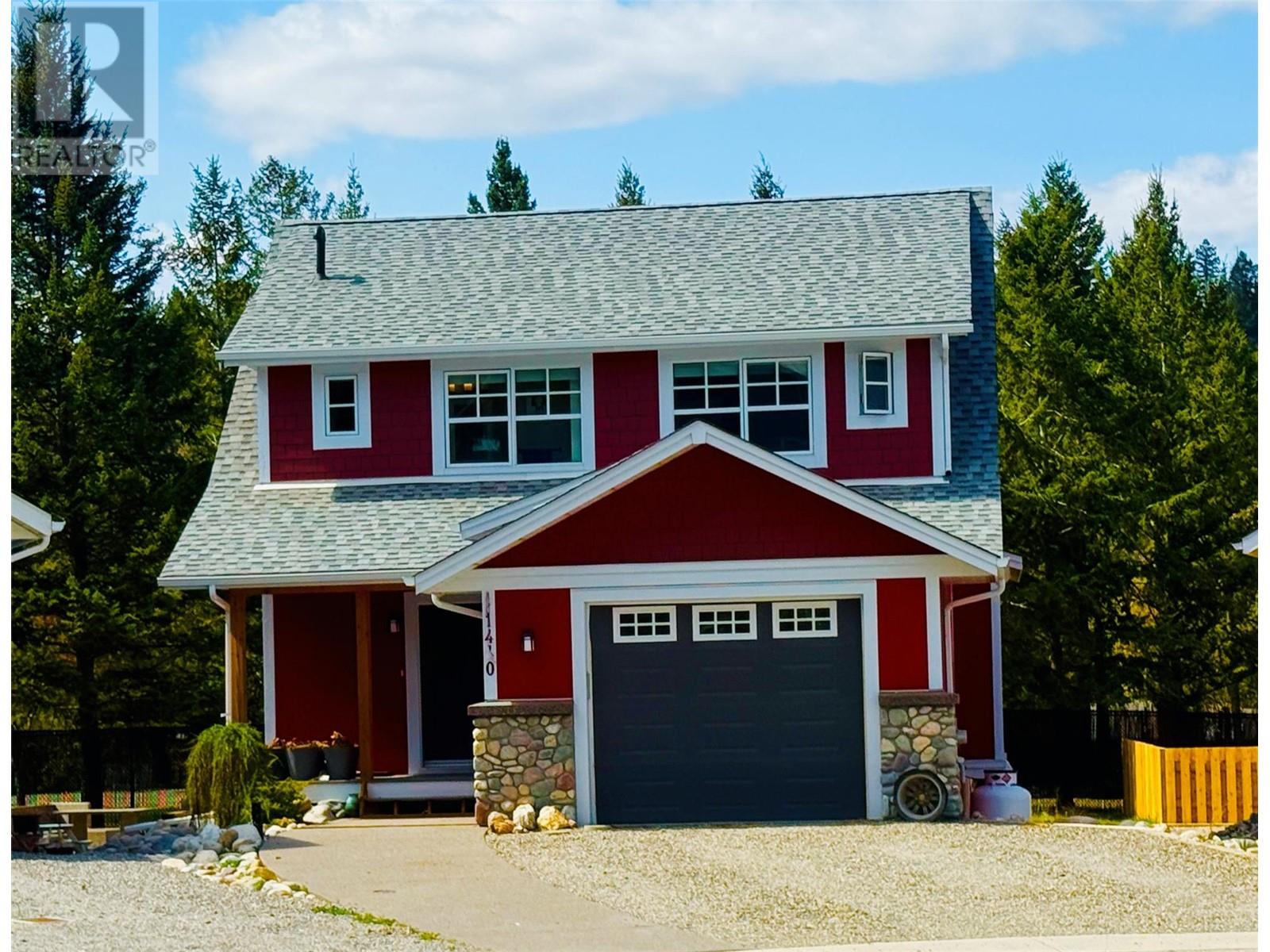 1440 Canterbury Close, Invermere, British Columbia  V0A 1K0 - Photo 1 - 10345602