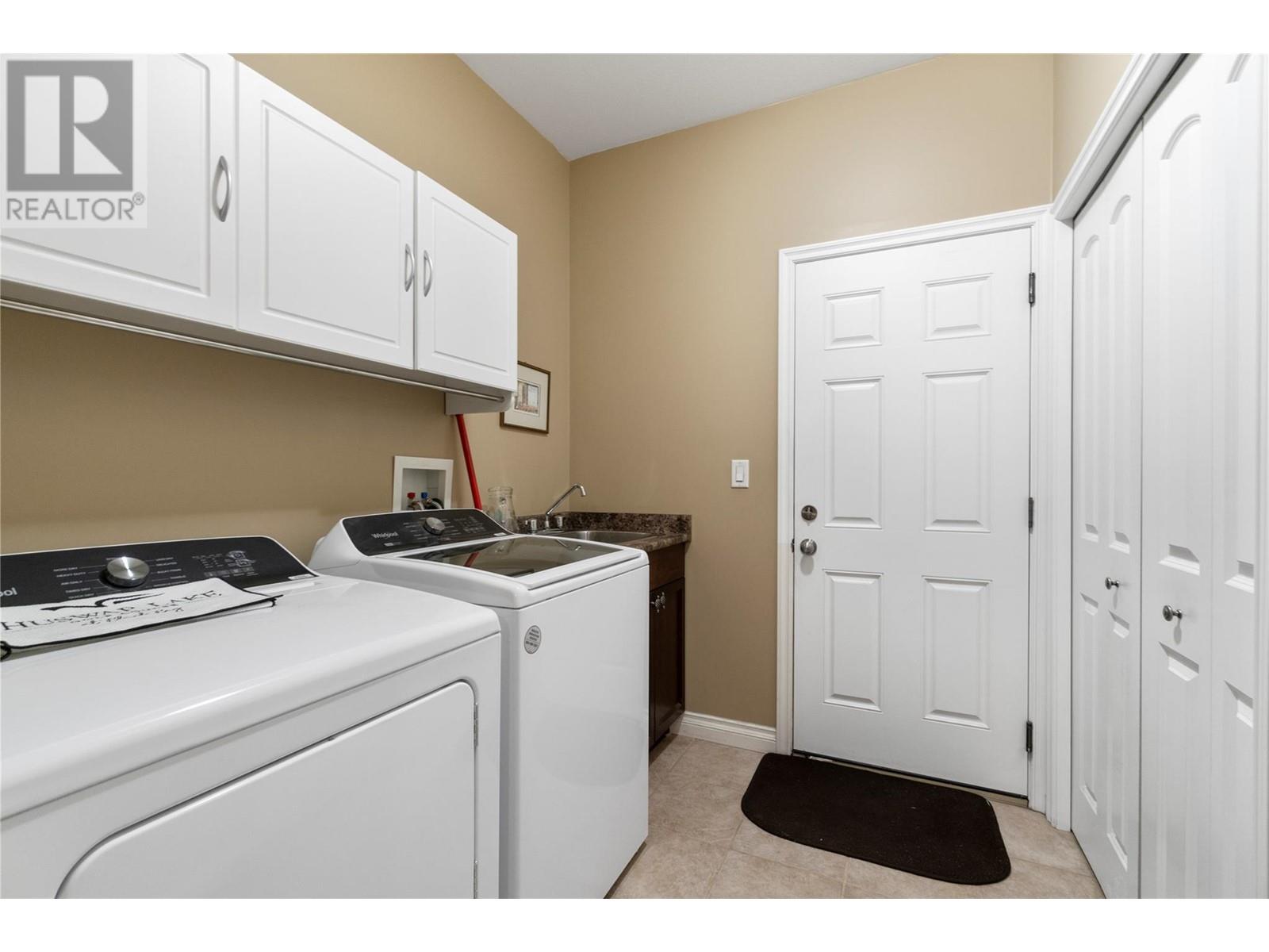 2743 Golf Course Drive, Blind Bay, British Columbia  V0E 1H2 - Photo 11 - 10345328
