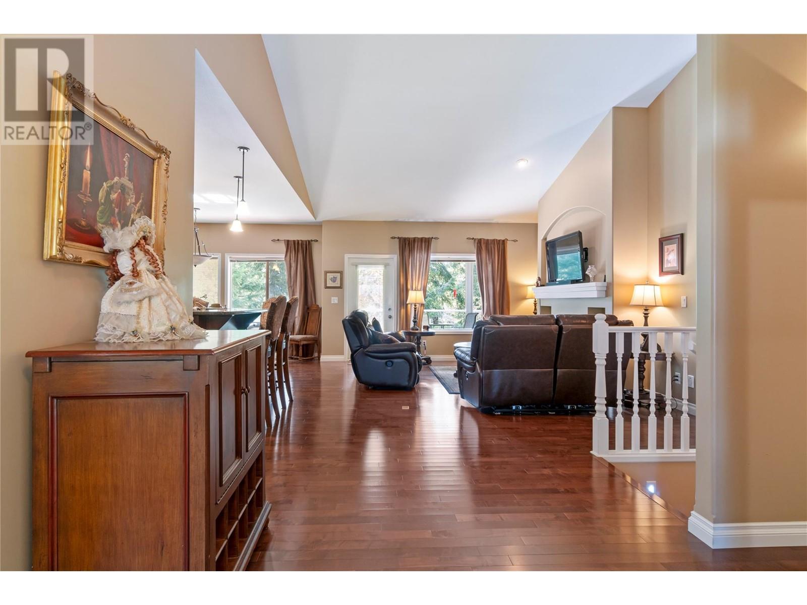 2743 Golf Course Drive, Blind Bay, British Columbia  V0E 1H2 - Photo 12 - 10345328