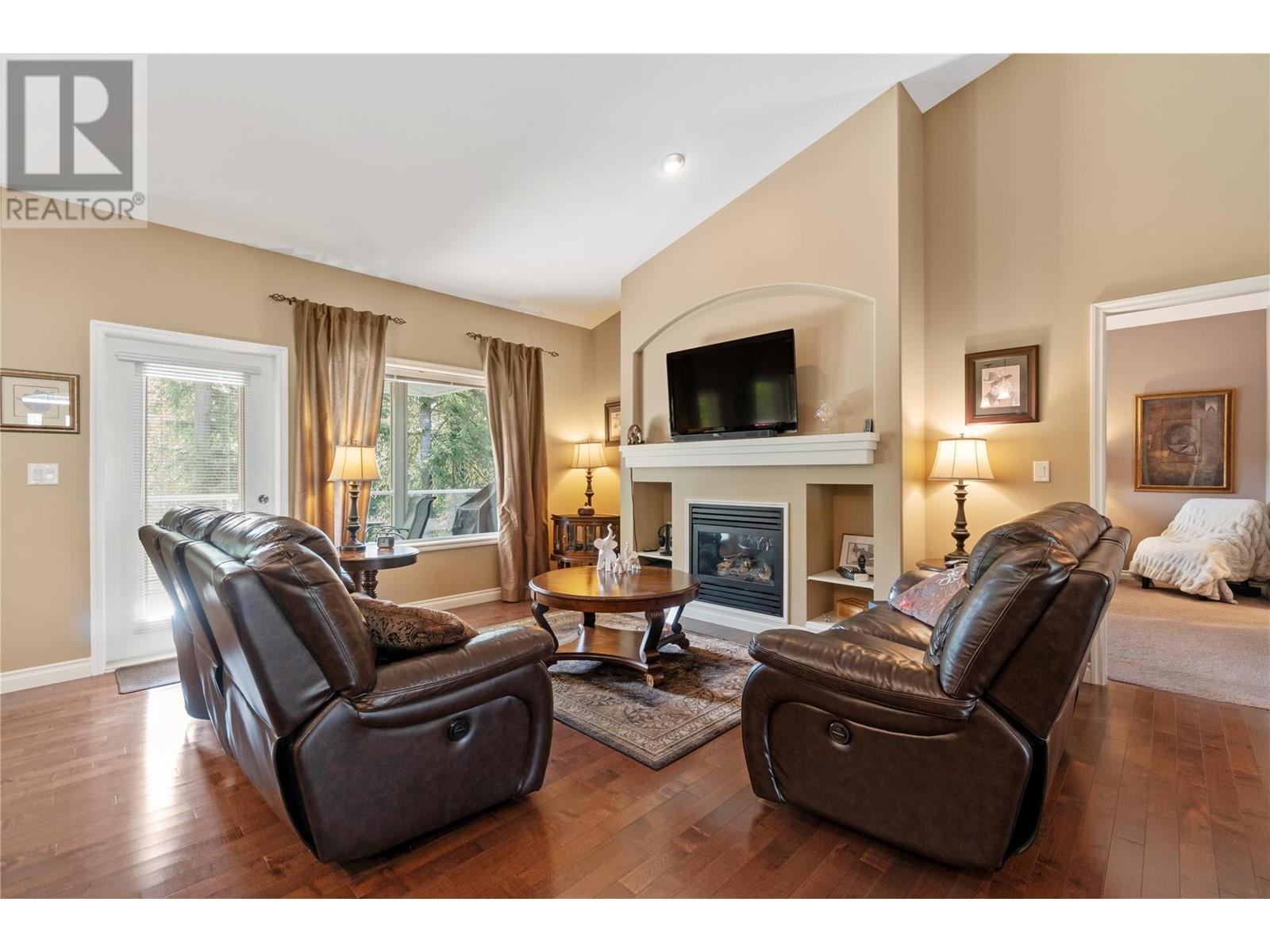 2743 Golf Course Drive, Blind Bay, British Columbia  V0E 1H2 - Photo 14 - 10345328