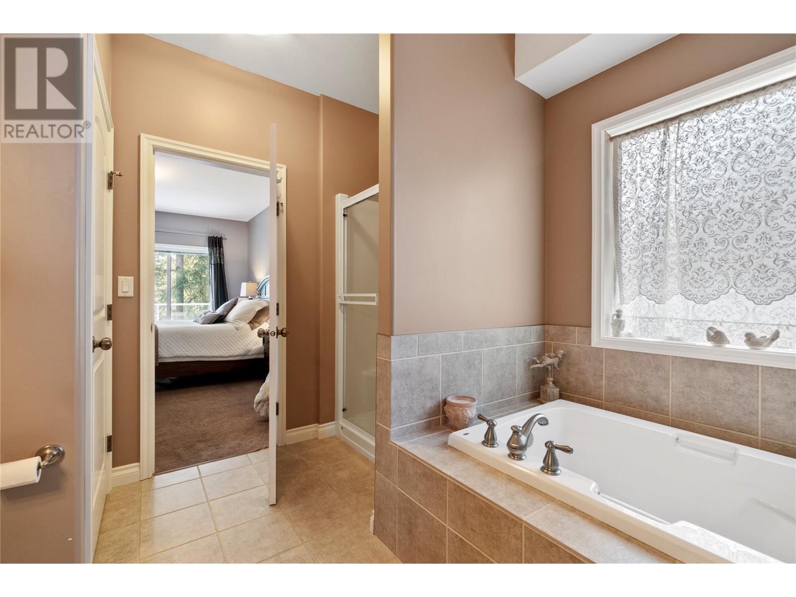 2743 Golf Course Drive, Blind Bay, British Columbia  V0E 1H2 - Photo 24 - 10345328