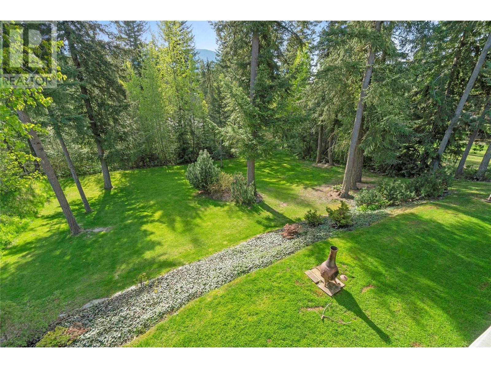 2743 Golf Course Drive, Blind Bay, British Columbia  V0E 1H2 - Photo 33 - 10345328