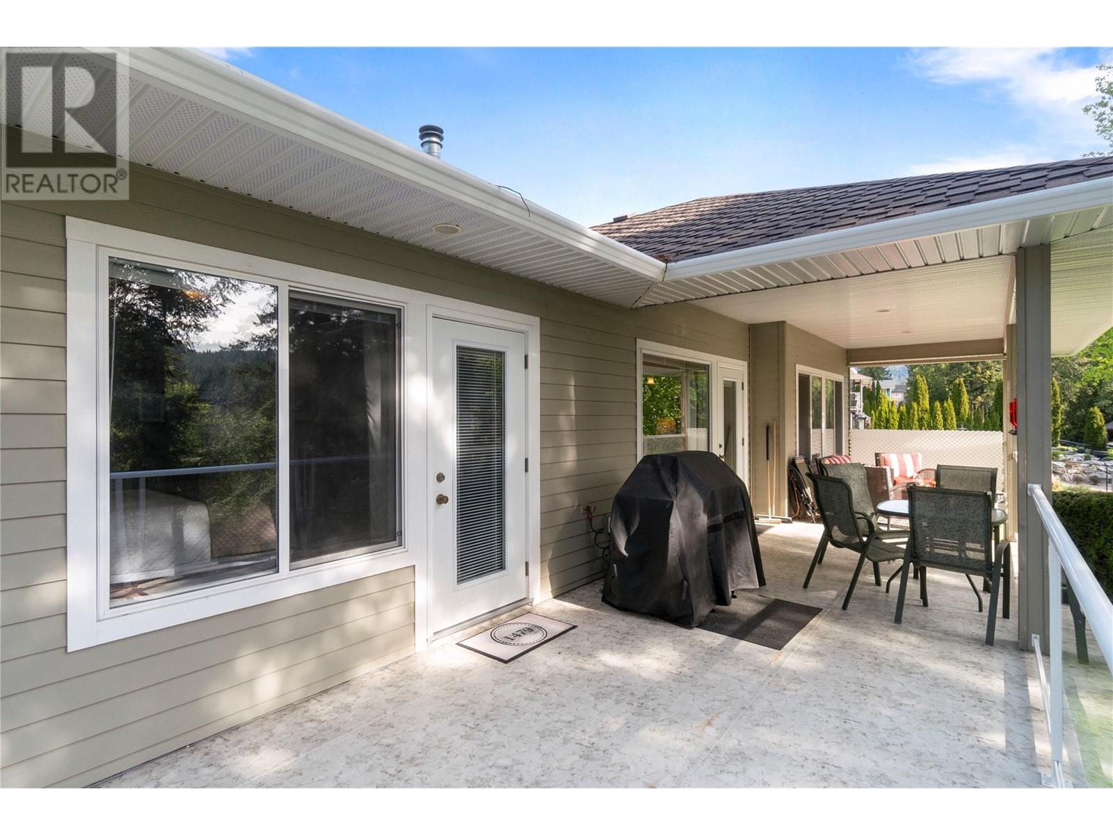 2743 Golf Course Drive, Blind Bay, British Columbia  V0E 1H2 - Photo 37 - 10345328
