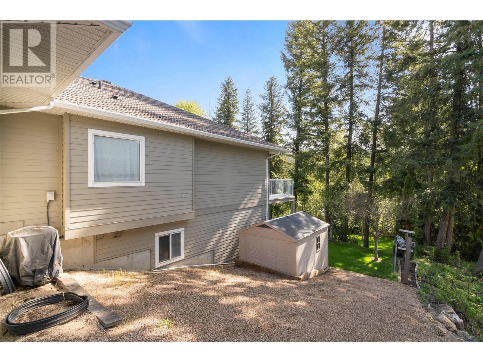 2743 Golf Course Drive, Blind Bay, British Columbia  V0E 1H2 - Photo 41 - 10345328