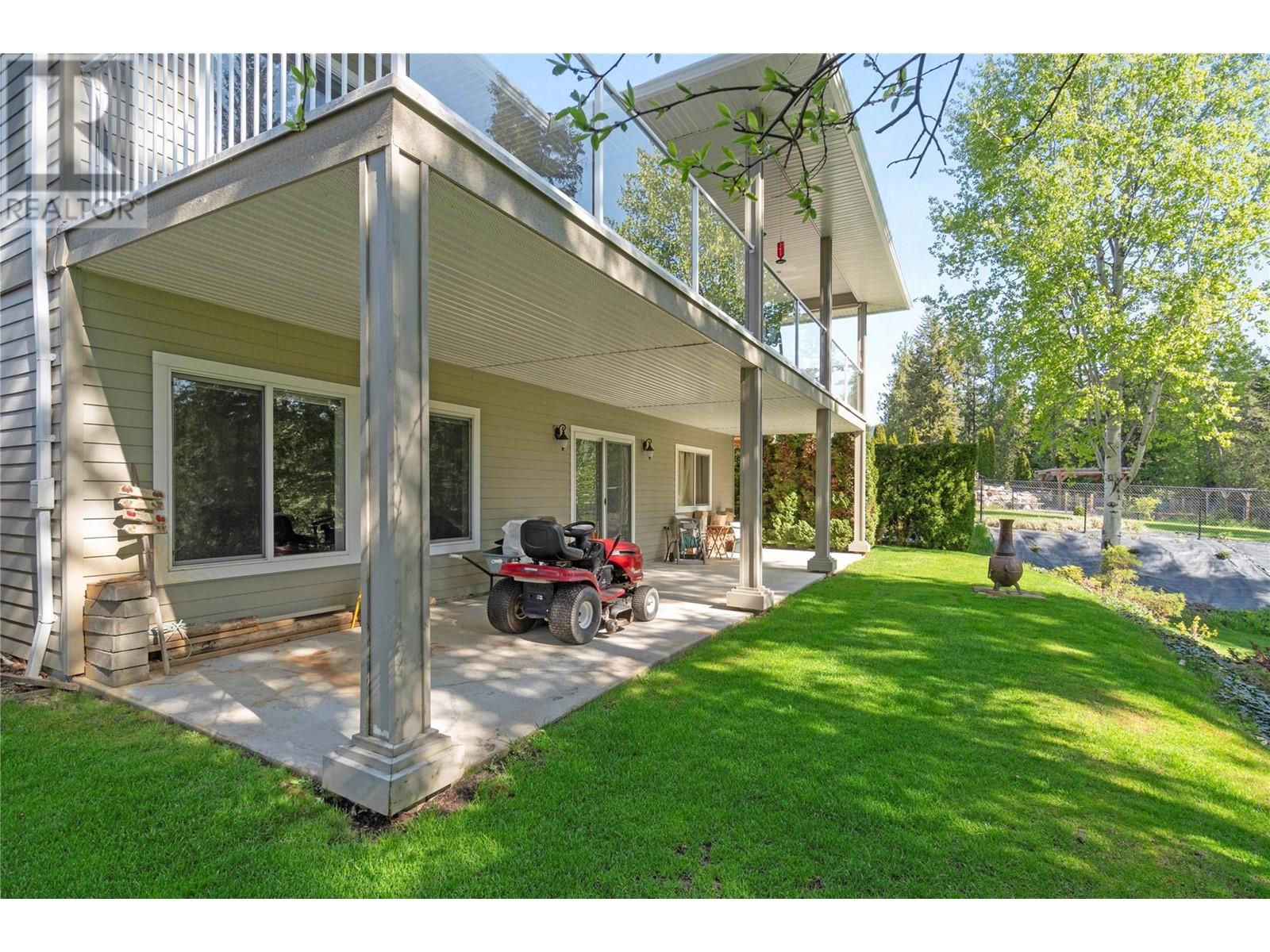 2743 Golf Course Drive, Blind Bay, British Columbia  V0E 1H2 - Photo 42 - 10345328