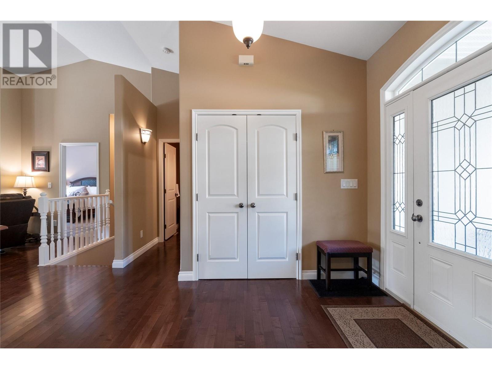 2743 Golf Course Drive, Blind Bay, British Columbia  V0E 1H2 - Photo 6 - 10345328