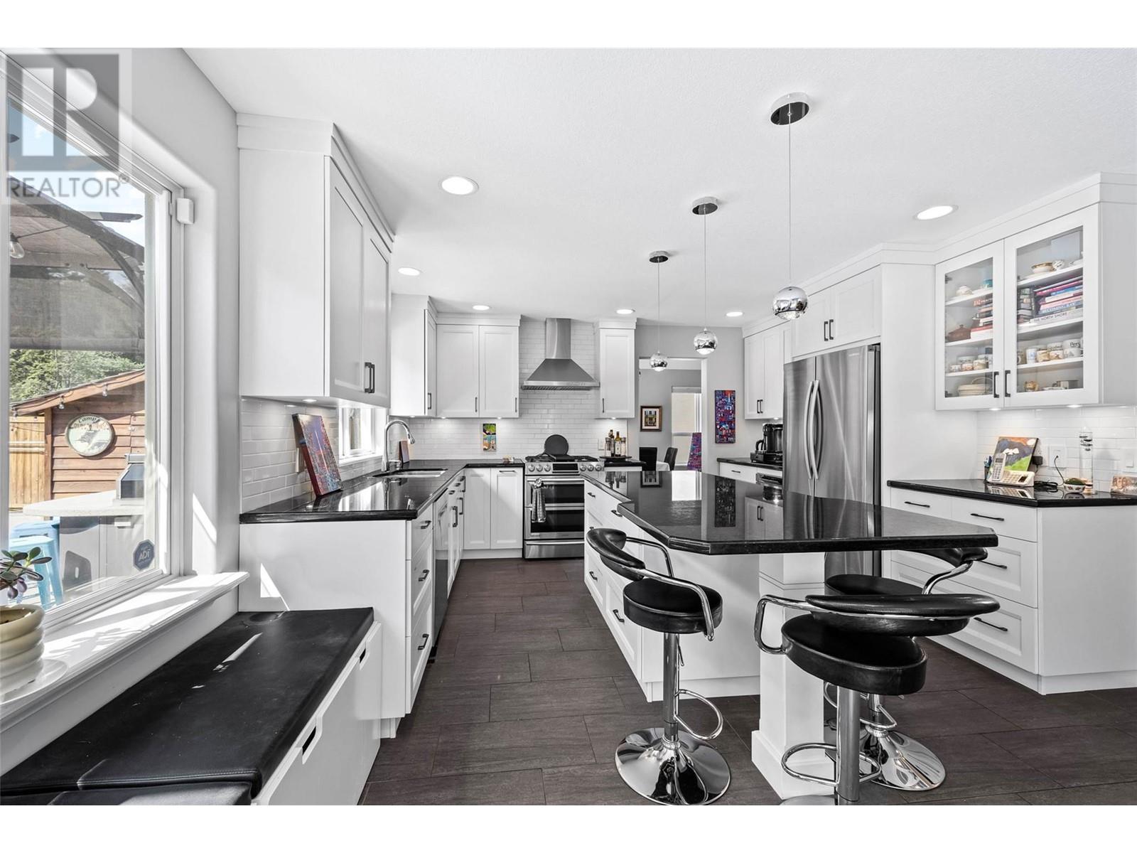 1559 Westerdale Drive, Kamloops, British Columbia  V1S 1Y9 - Photo 12 - 10345899