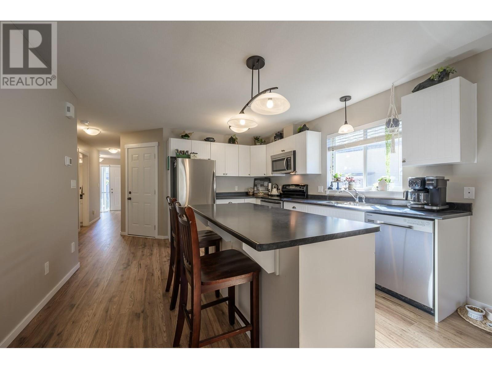 1760 Copperhead Drive Unit# 23, Kamloops, British Columbia  V1S 2B4 - Photo 4 - 10345881