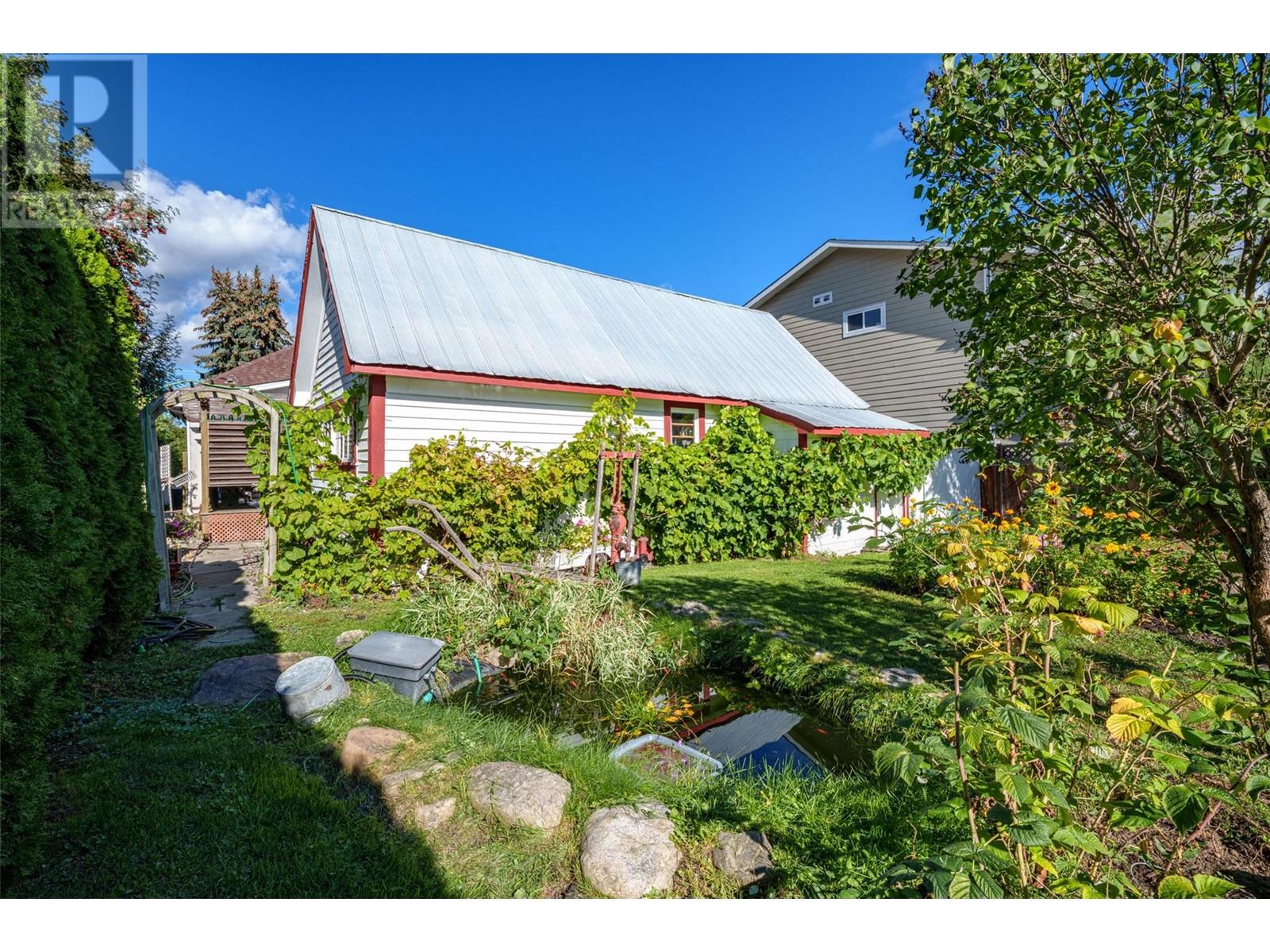 2905 Rosedale Avenue, Armstrong, British Columbia  V0E 1B1 - Photo 32 - 10345940