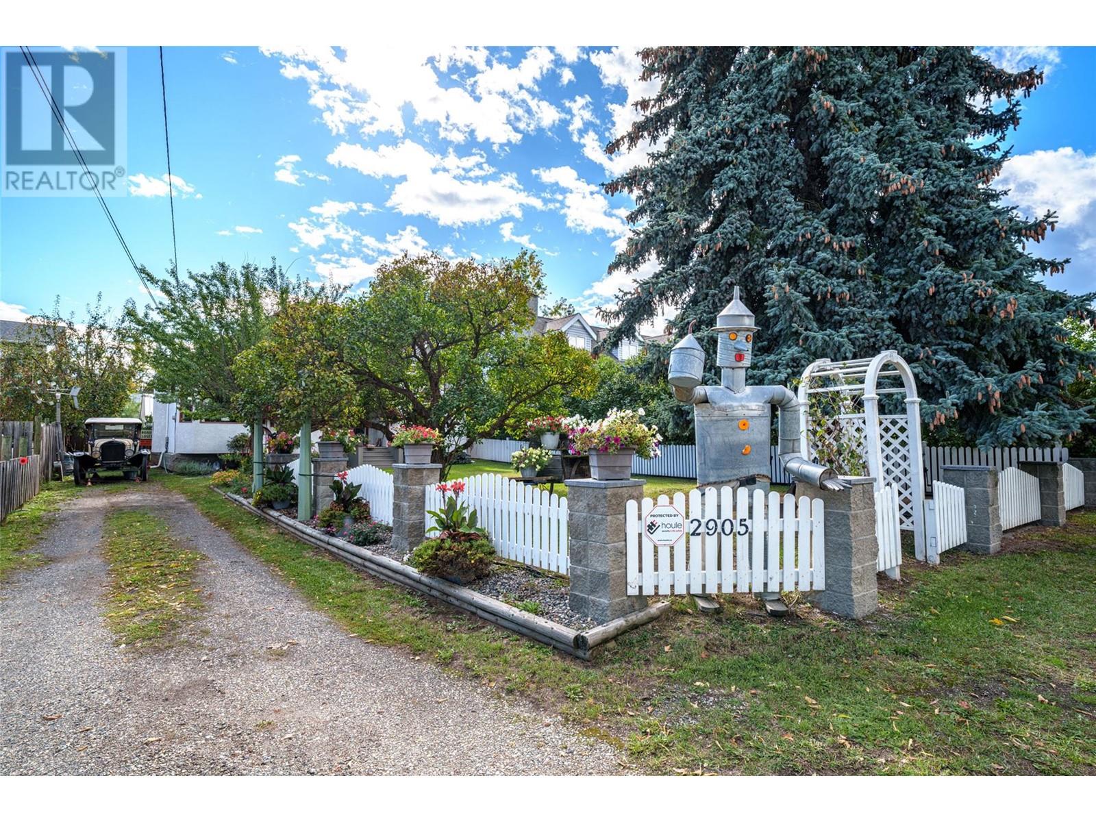 2905 Rosedale Avenue, Armstrong, British Columbia  V0E 1B1 - Photo 6 - 10345940