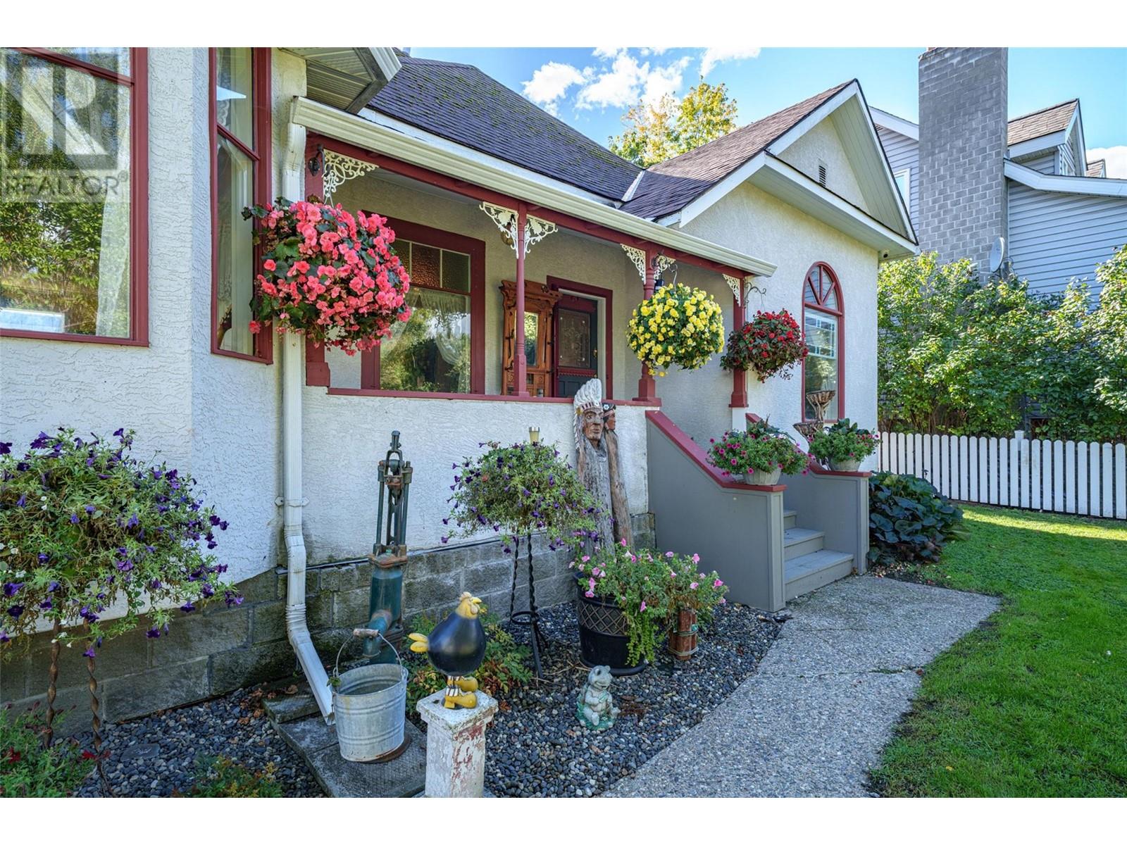 2905 Rosedale Avenue, Armstrong, British Columbia  V0E 1B1 - Photo 7 - 10345940