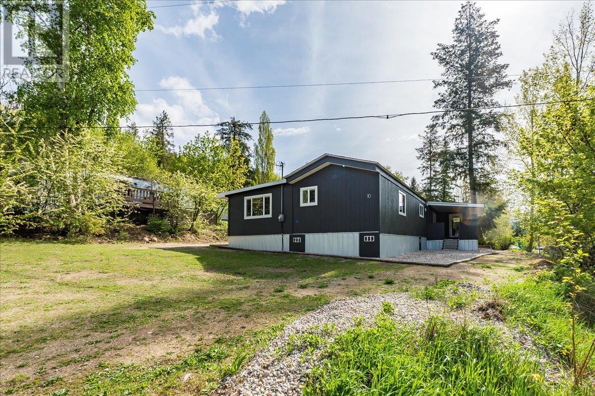 3969 Broadwater Road Unit# 10, Castlegar, British Columbia  V1N 4V5 - Photo 36 - 10345904