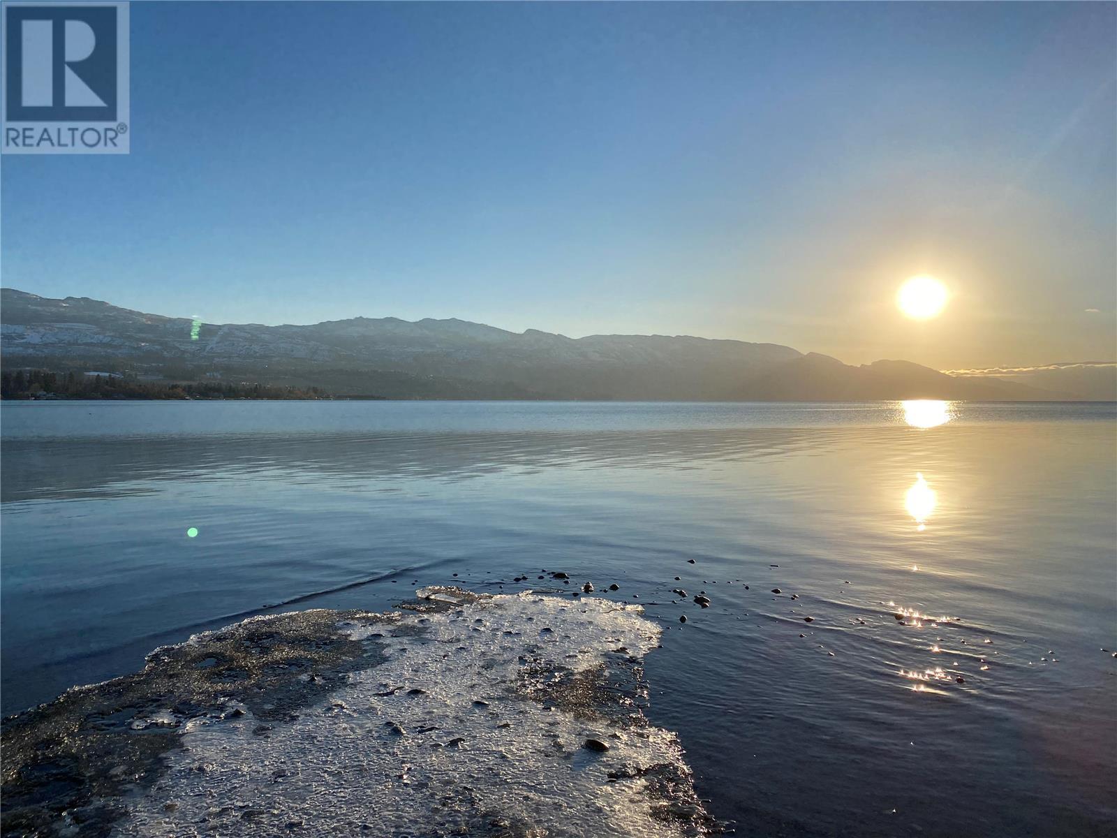 569 Radant Road, Kelowna, British Columbia  V1W 1A1 - Photo 24 - 10345489