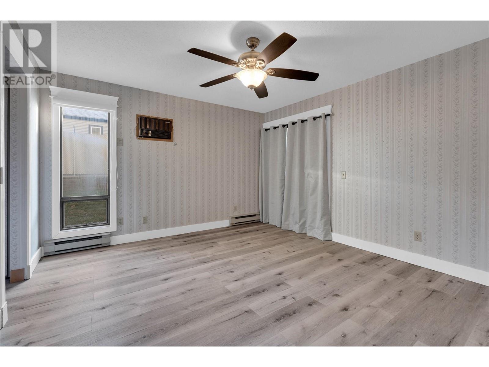 187 Warren Avenue Unit# 103, Penticton, British Columbia  V2A 3N1 - Photo 9 - 10345930