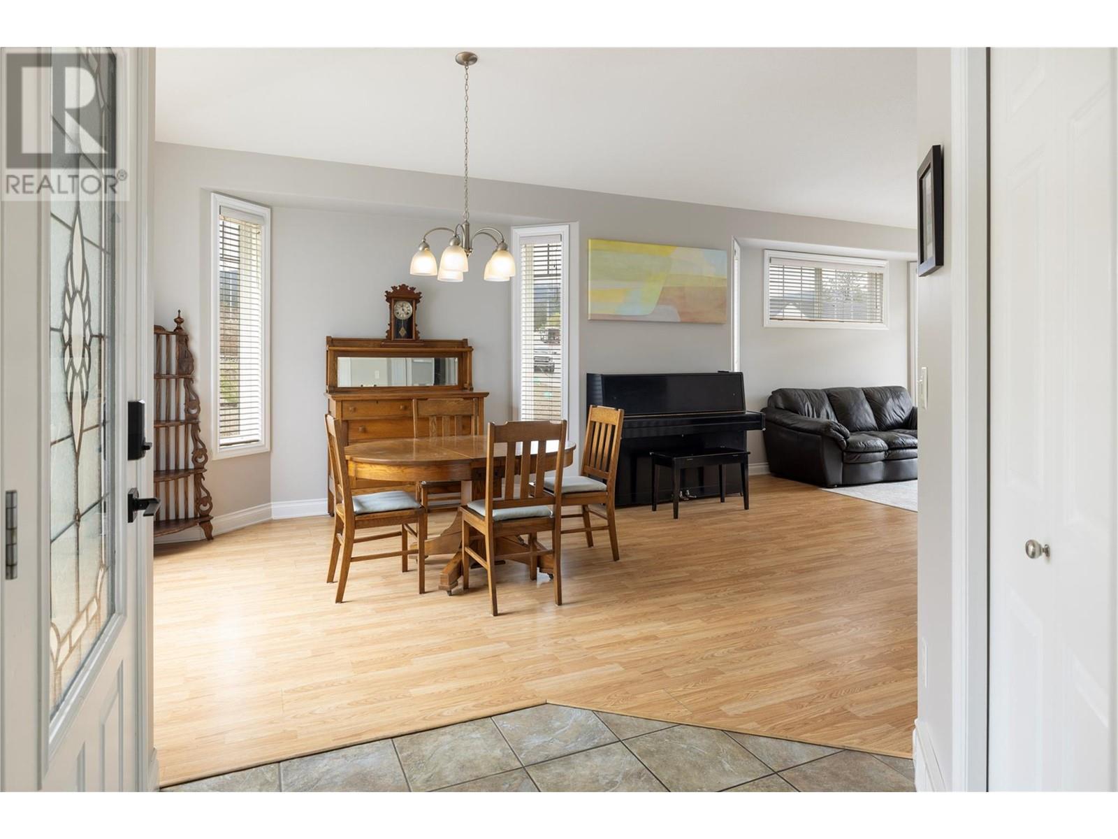6957 Manning Place Unit# 1, Vernon, British Columbia  V1B 2Y6 - Photo 4 - 10344993
