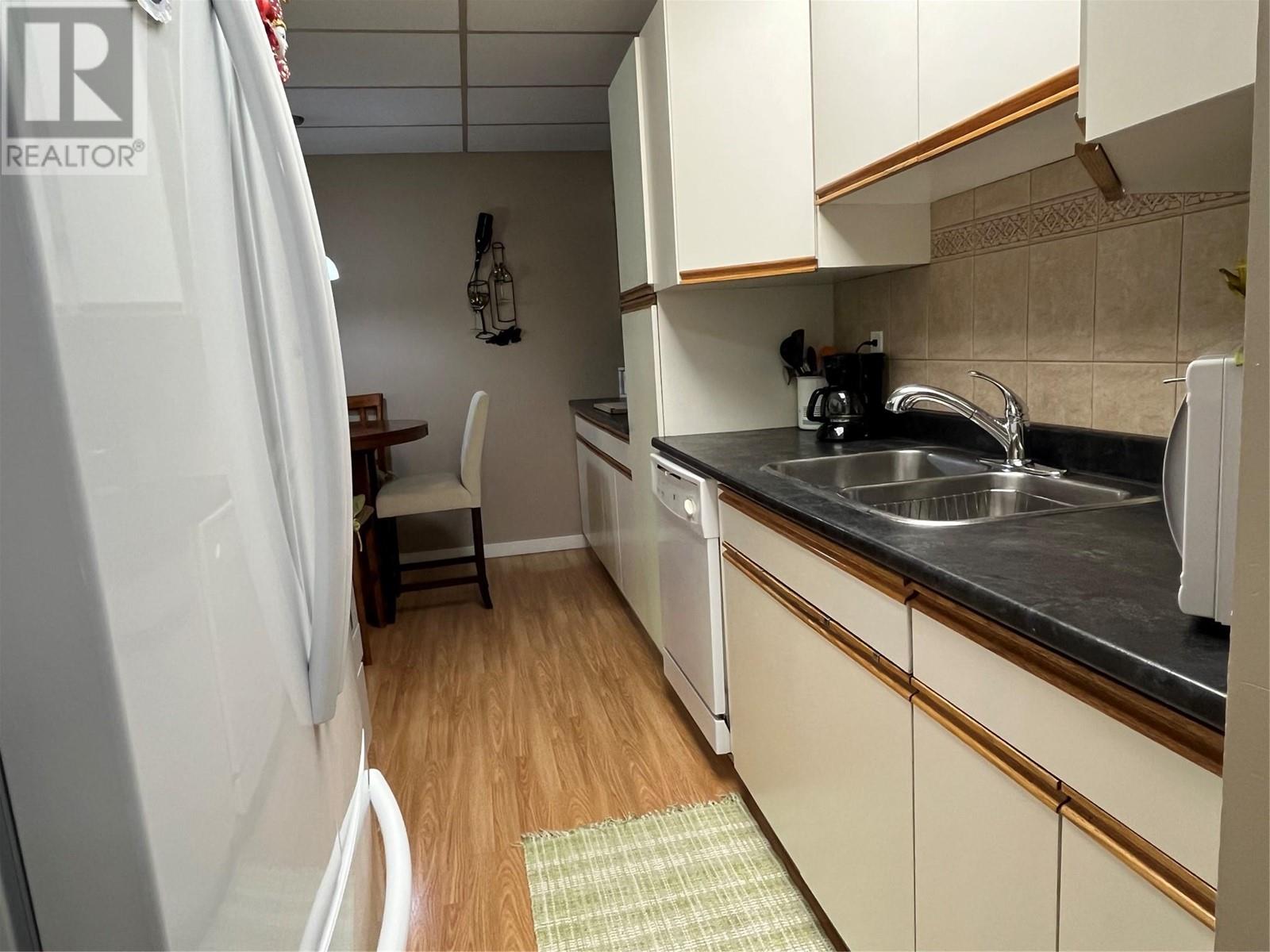 1410 Penticton Avenue Unit# 202, Penticton, British Columbia  V2A 2N5 - Photo 16 - 10345972