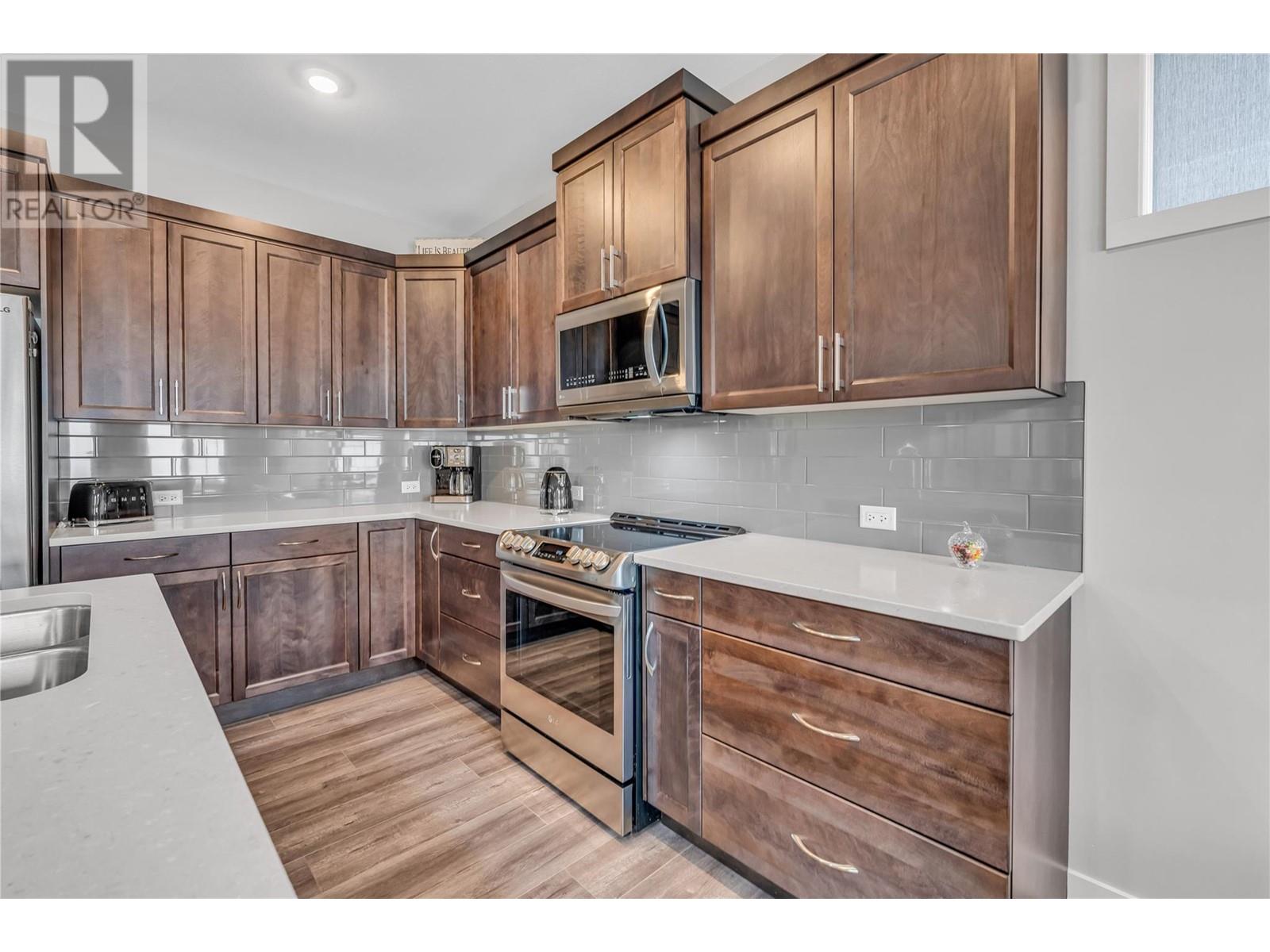 114 Sendero Crescent, Penticton, British Columbia  V2A 0C4 - Photo 8 - 10345927