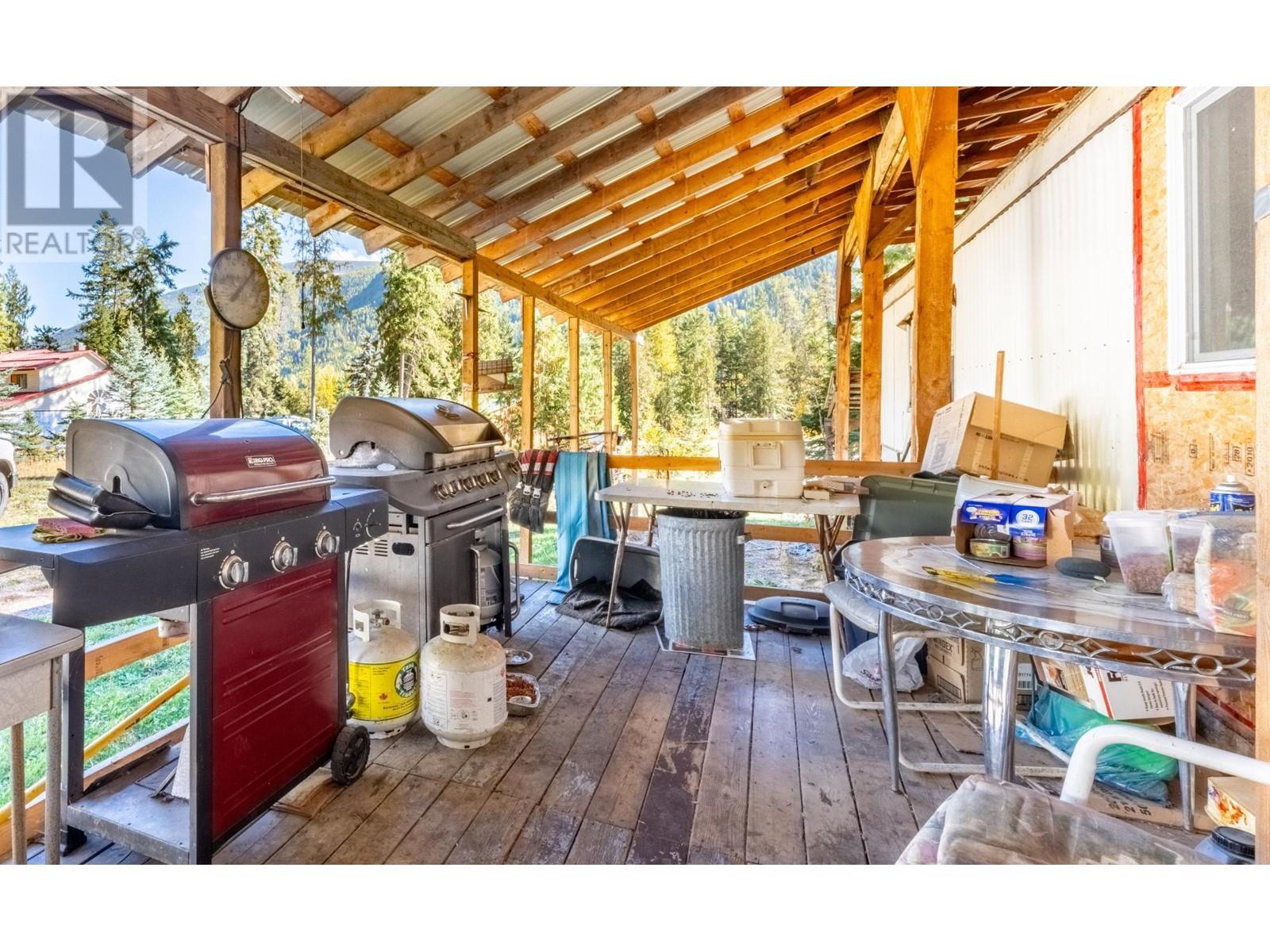 4717 Goat River North Road, Arrow Creek, British Columbia  V0B 1G9 - Photo 4 - 10345978