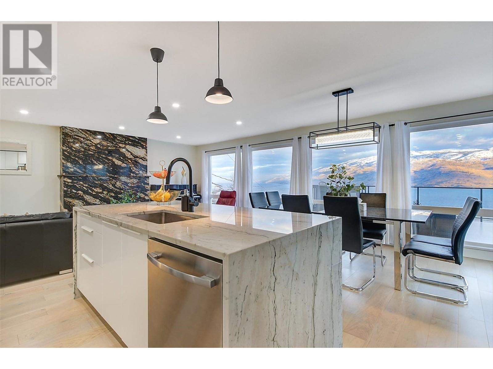 6178 Lipsett Avenue, Peachland, British Columbia  V0H 1X7 - Photo 11 - 10345894