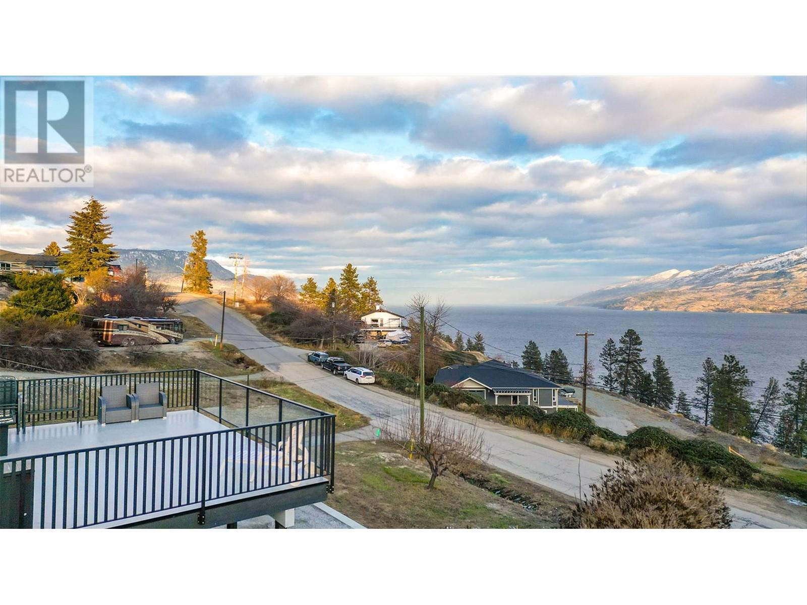 6178 Lipsett Avenue, Peachland, British Columbia  V0H 1X7 - Photo 26 - 10345894
