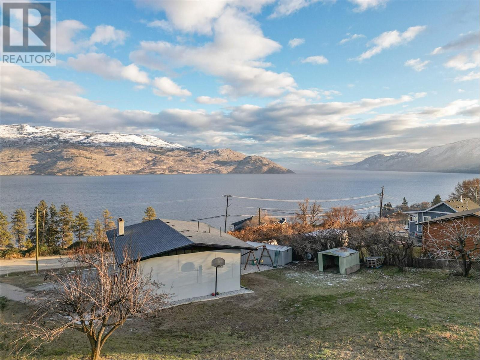 6178 Lipsett Avenue, Peachland, British Columbia  V0H 1X7 - Photo 4 - 10345894