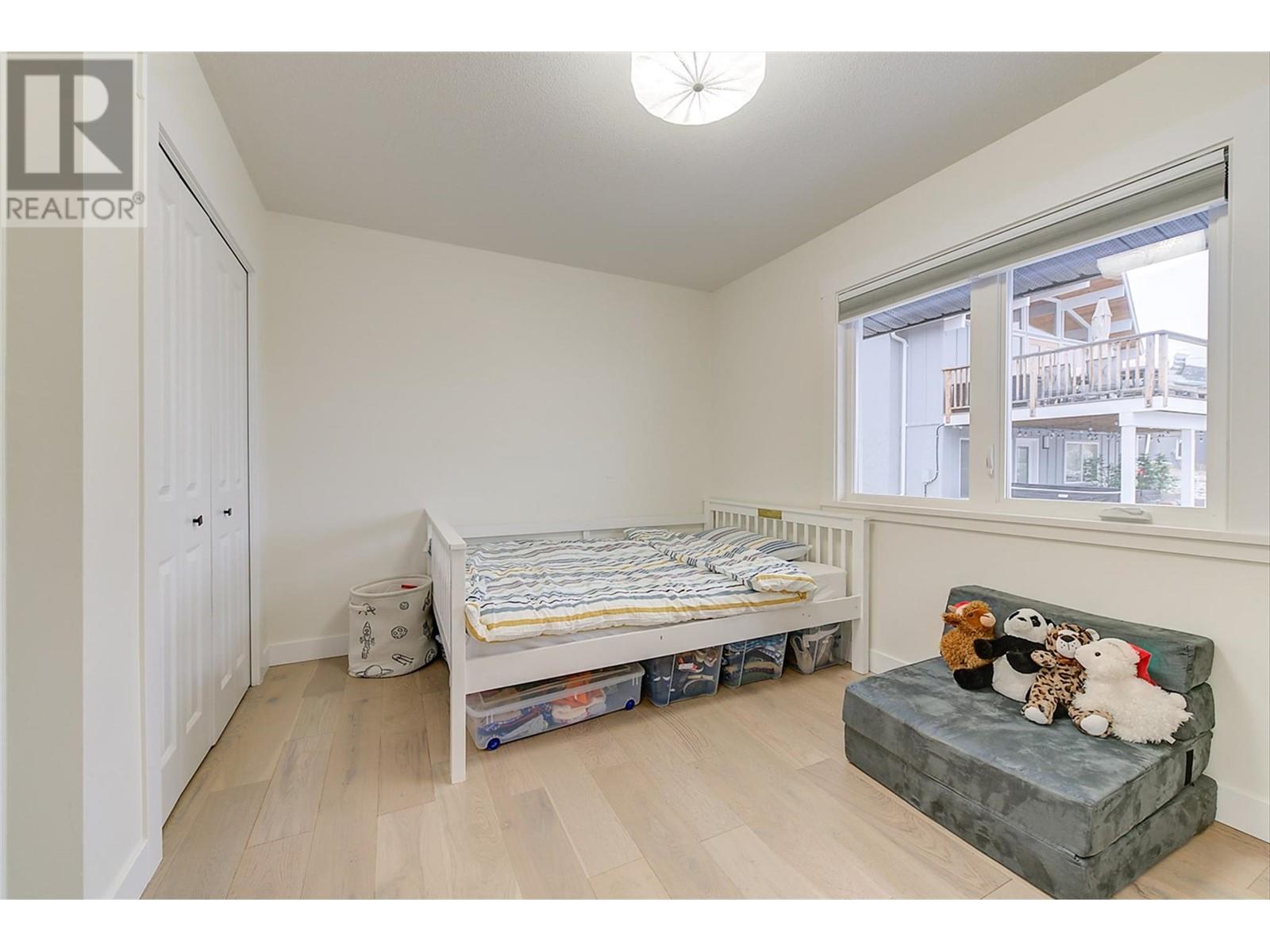 6178 Lipsett Avenue, Peachland, British Columbia  V0H 1X7 - Photo 41 - 10345894